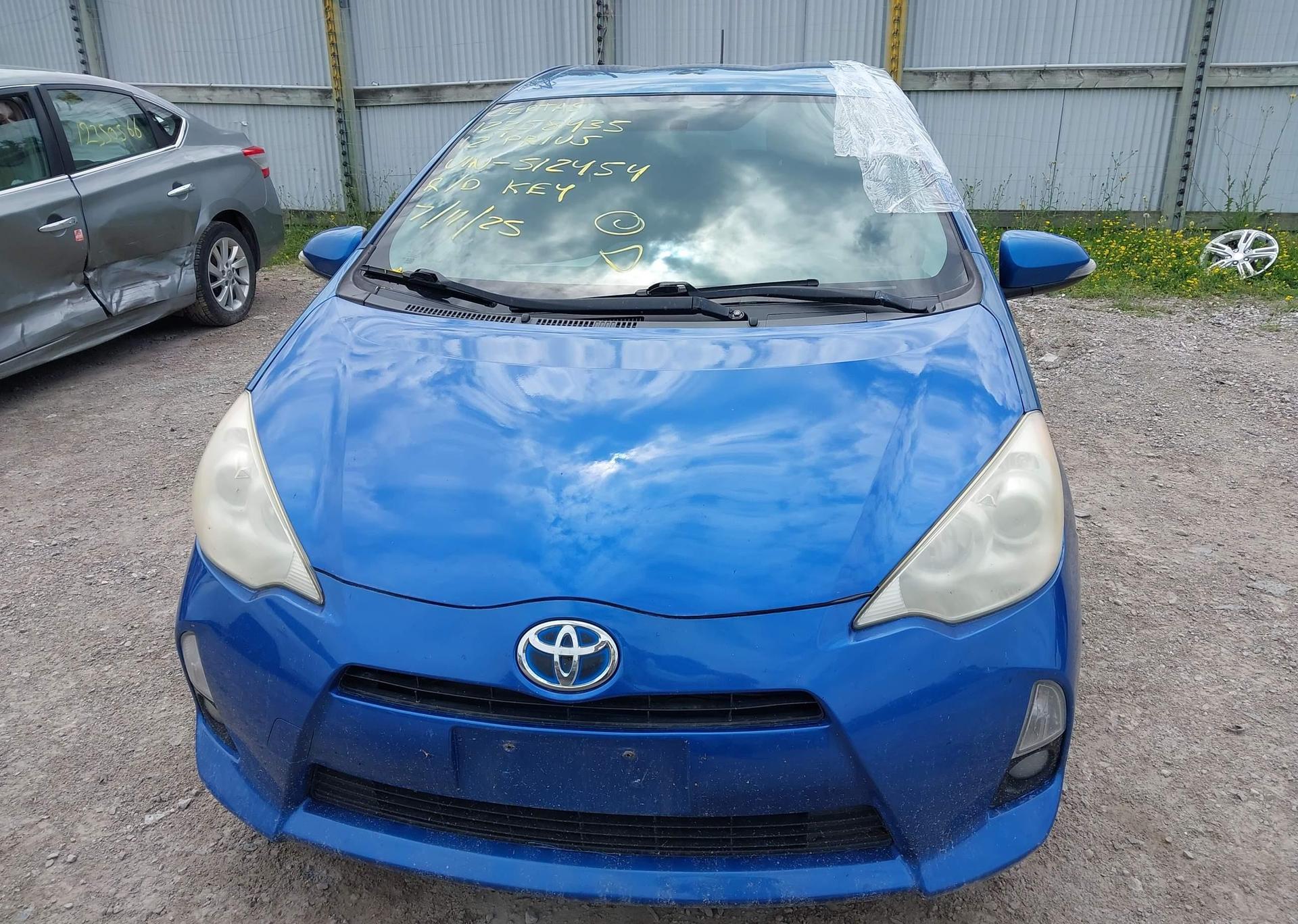 2012 TOYOTA Prius c