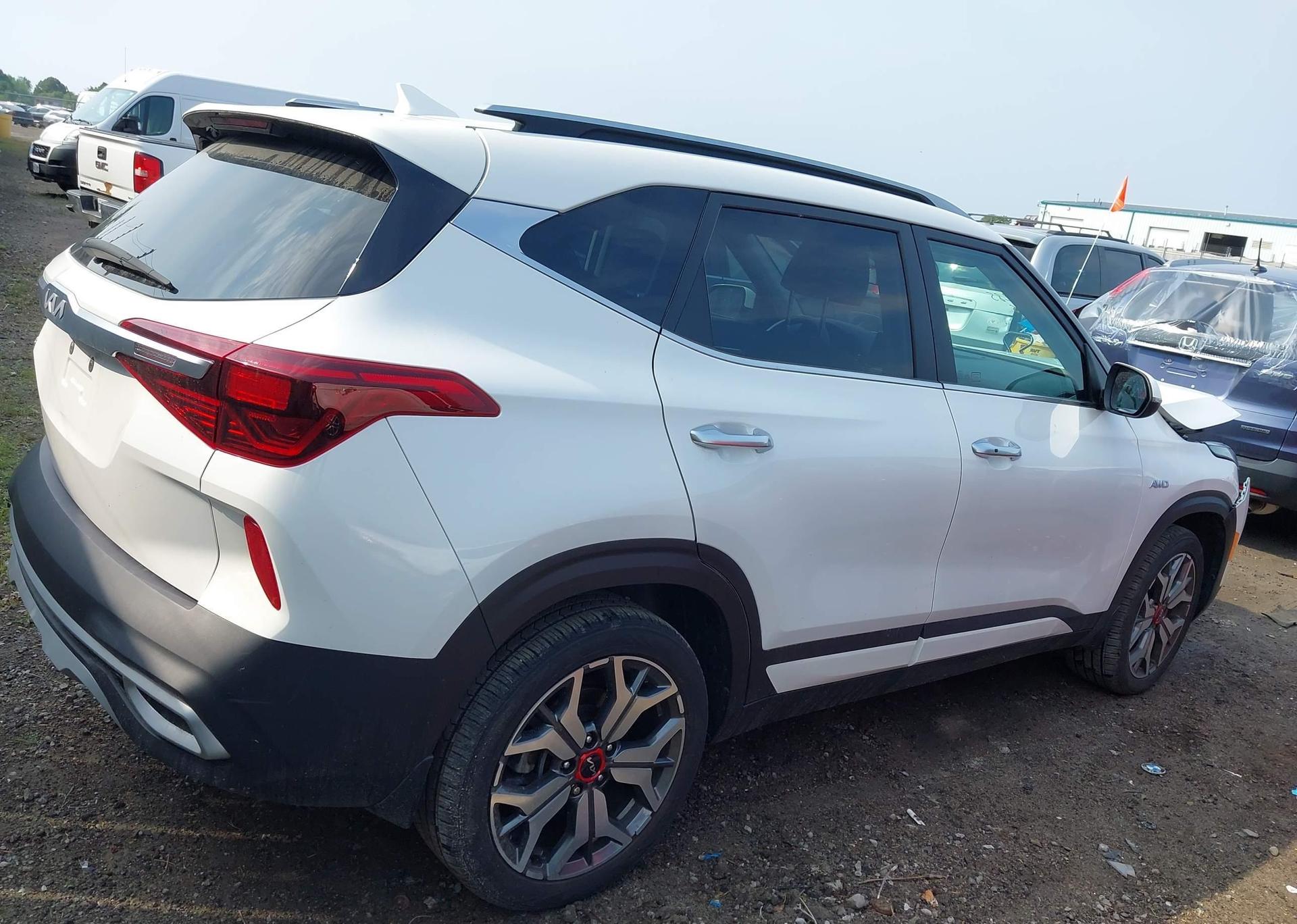 2023 KIA SELTOS