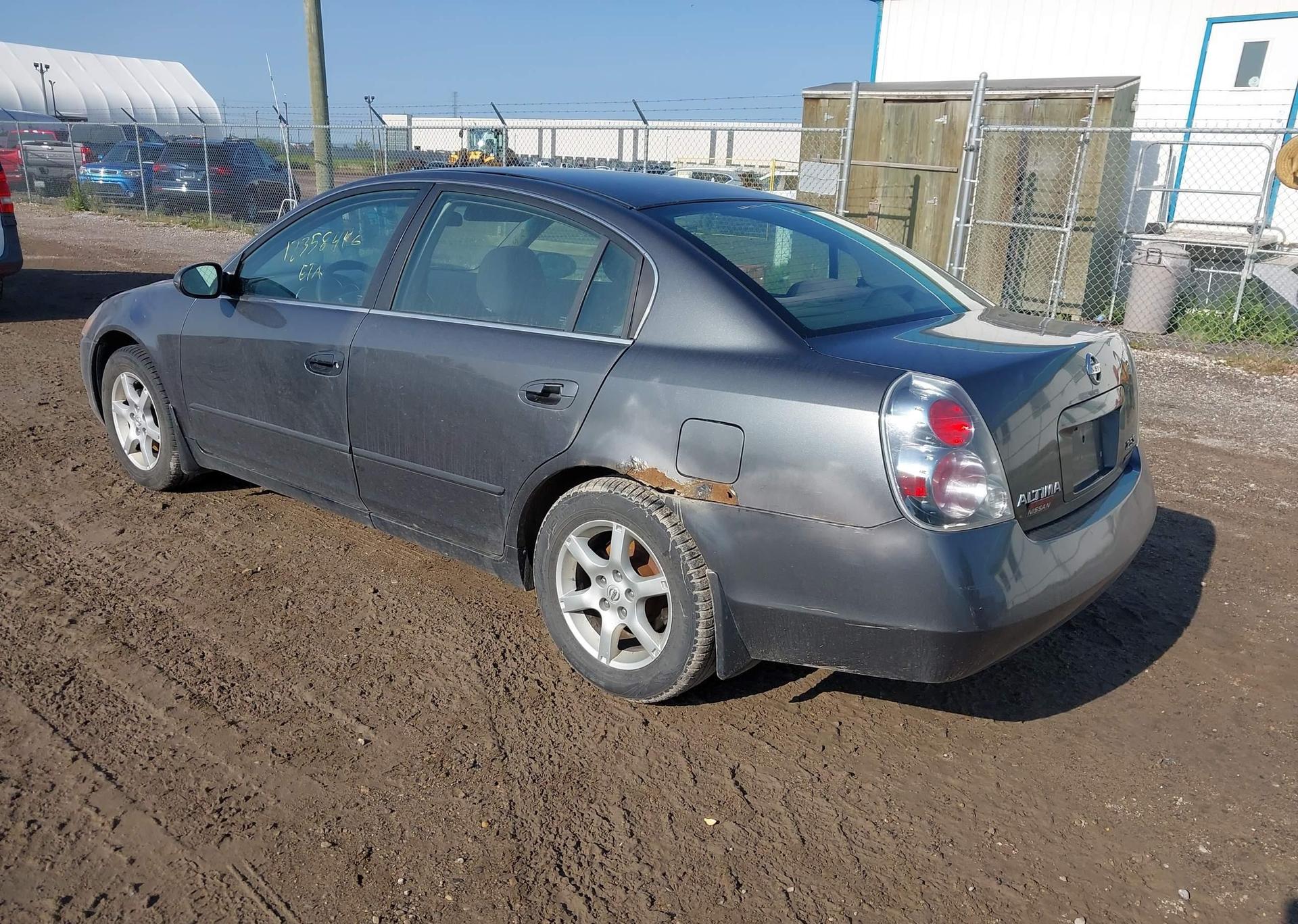 2005 NISSAN ALTIMA S