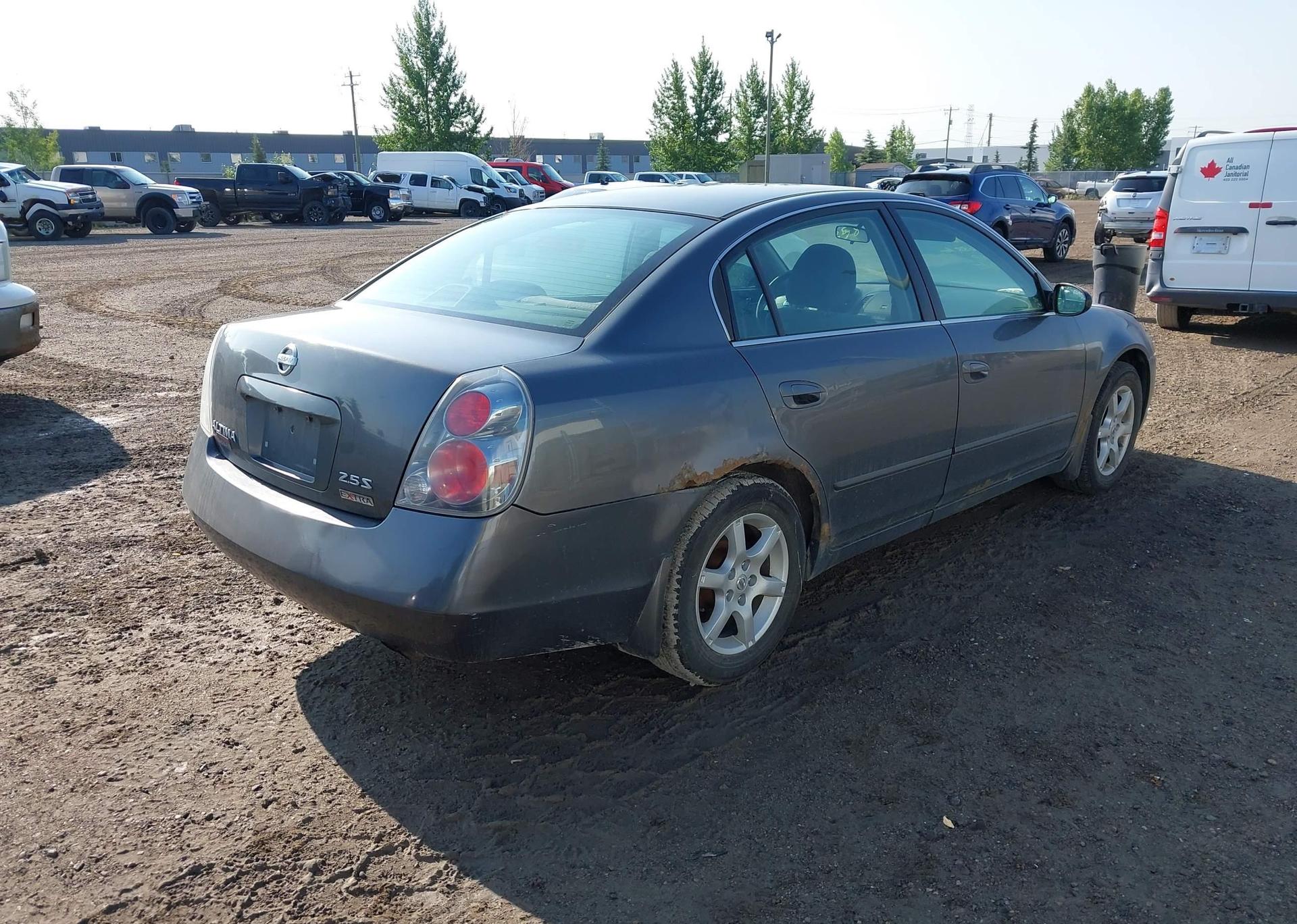 2005 NISSAN ALTIMA S