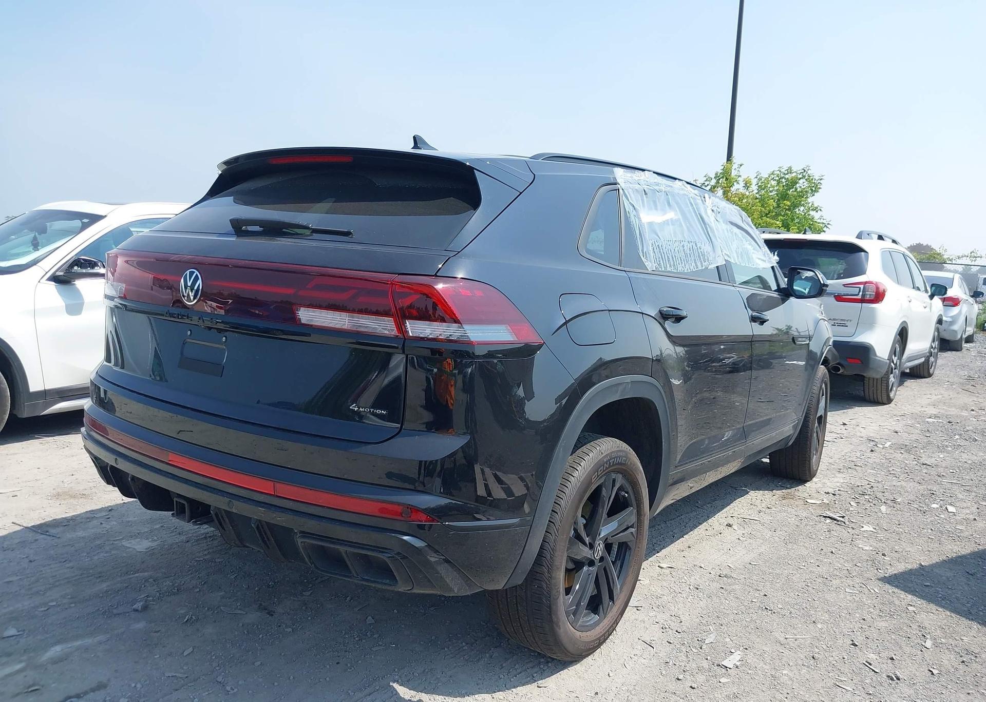 2025 VOLKSWAGEN ATLAS CROSS SPORT SE