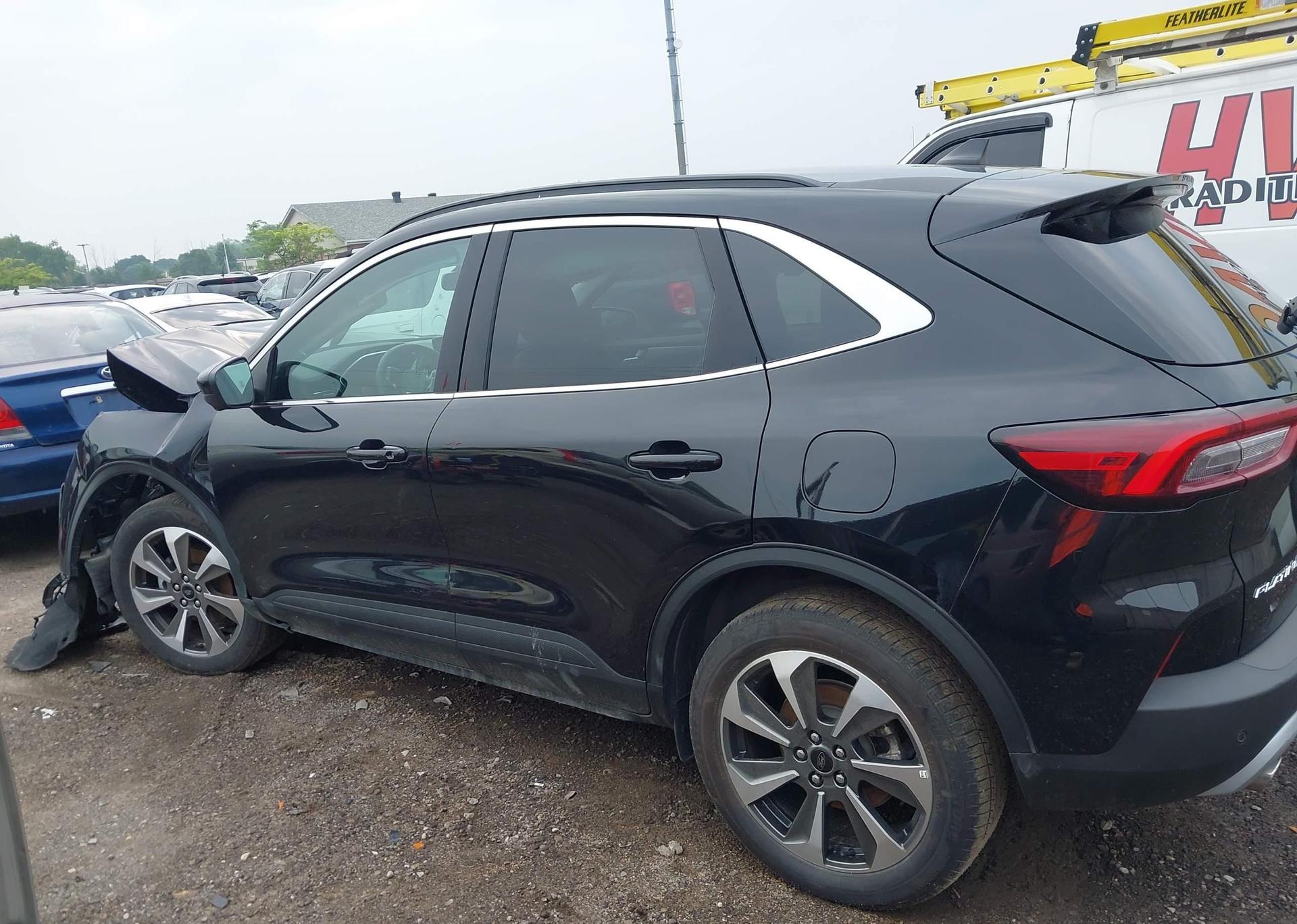 2024 FORD ESCAPE PLATINUM