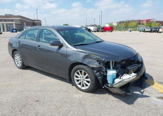 2011 TOYOTA CAMRY XLE