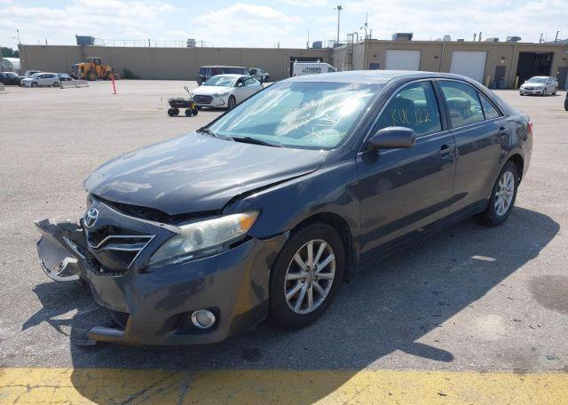 2011 TOYOTA CAMRY XLE