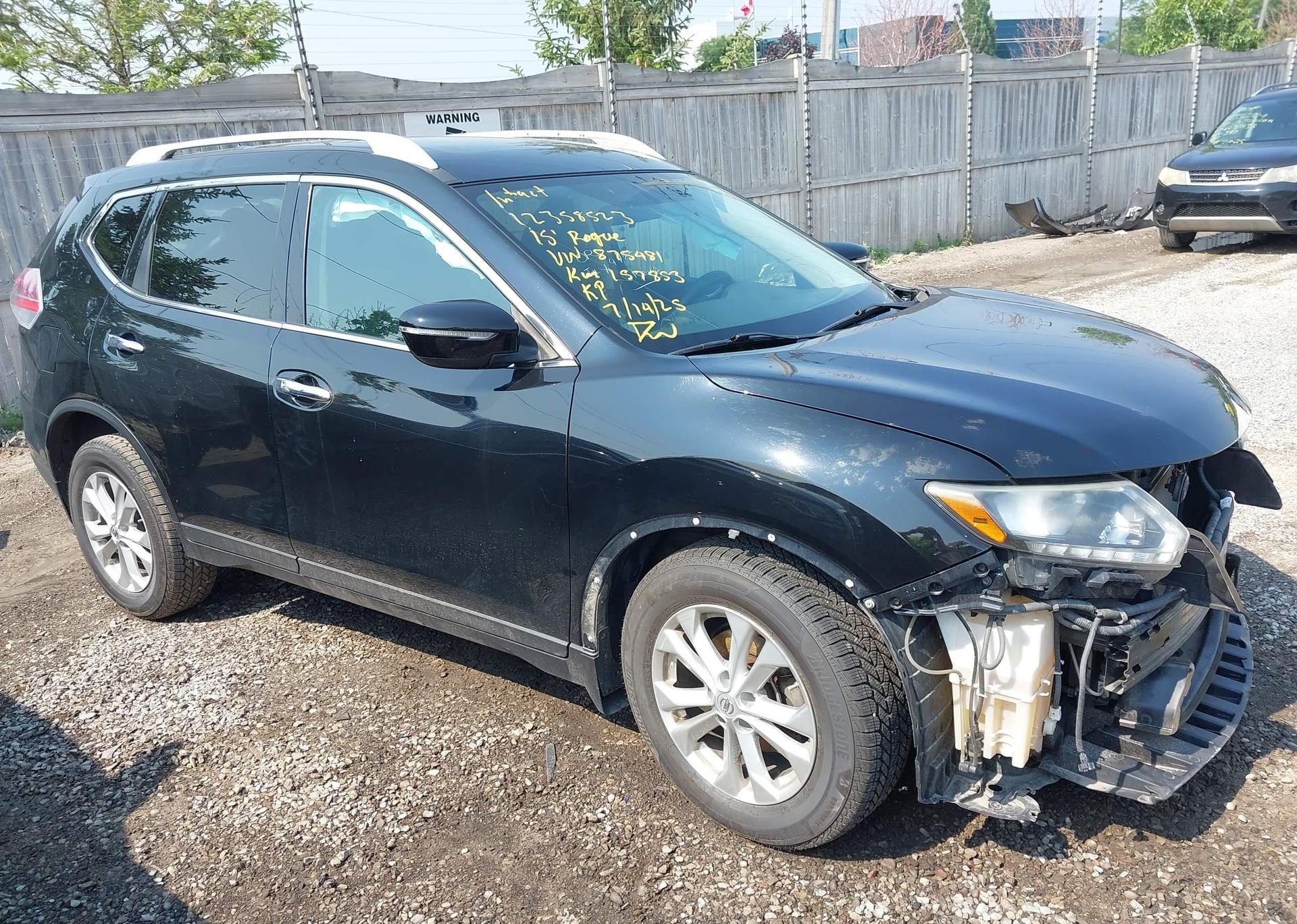 2015 NISSAN ROGUE