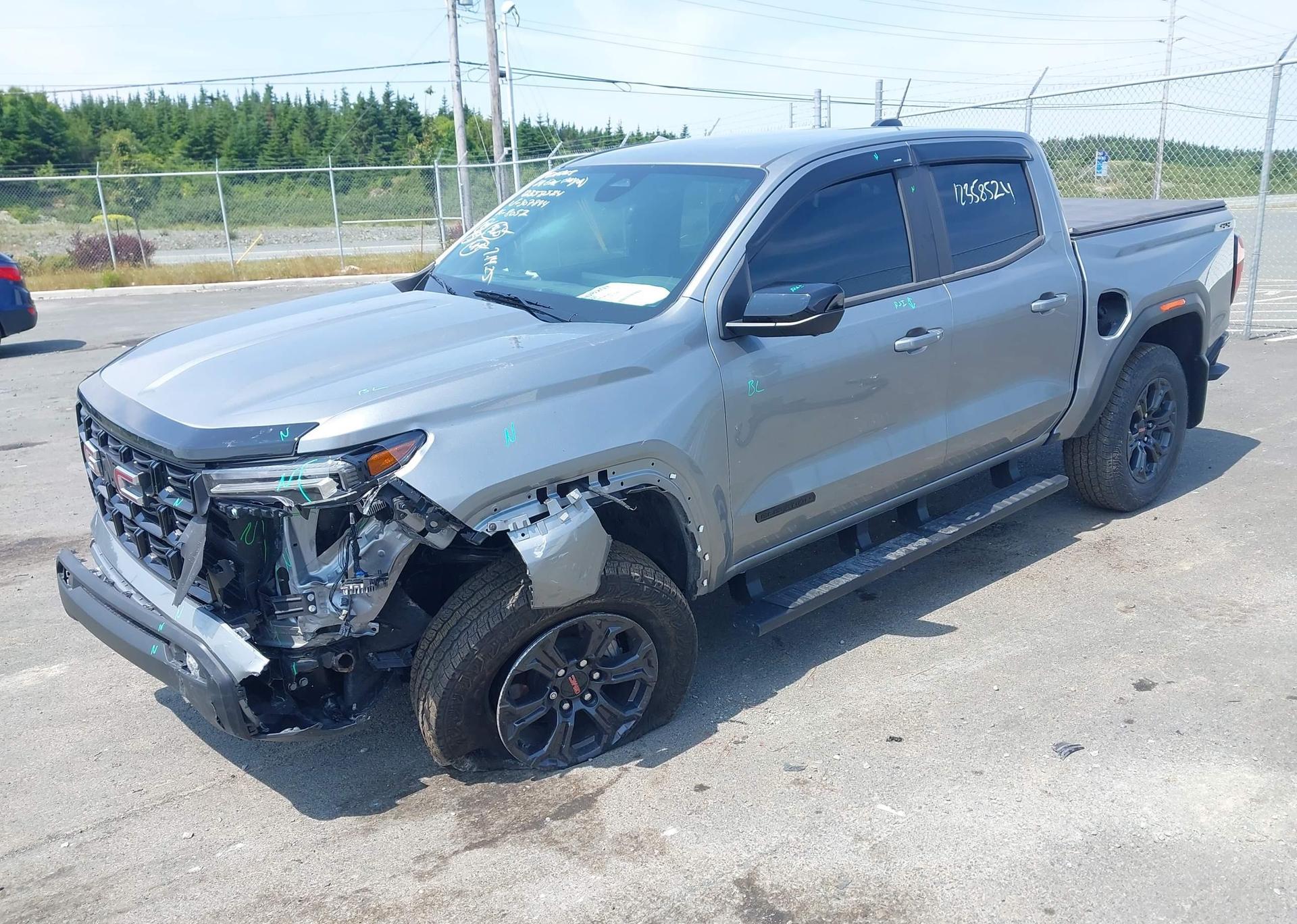 2024 GMC CANYON ELEVATION
