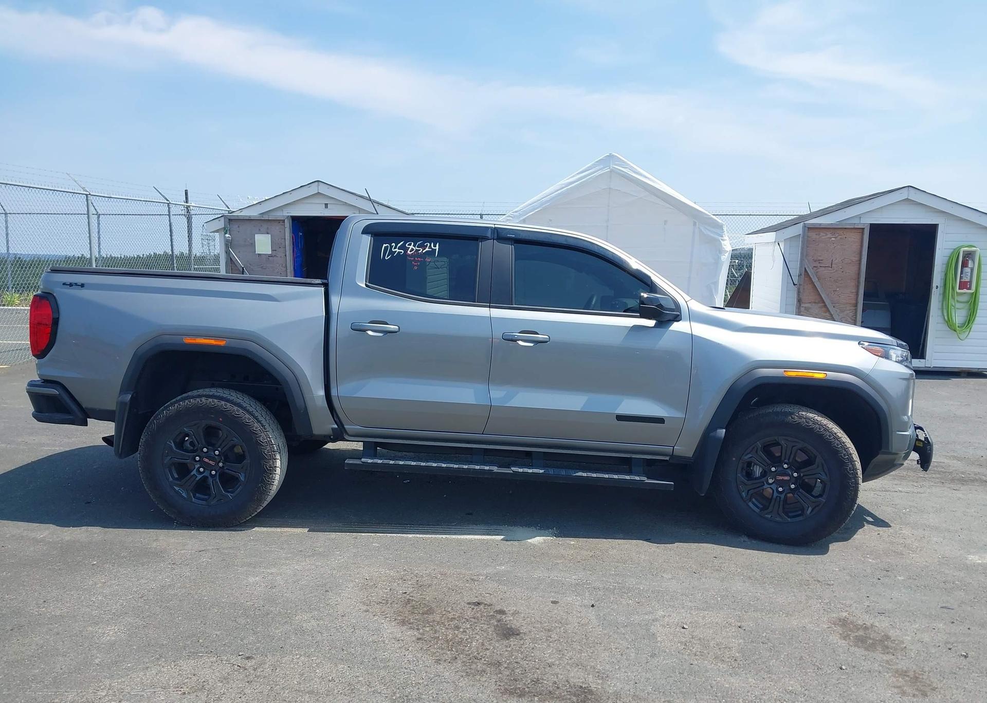 2024 GMC CANYON ELEVATION