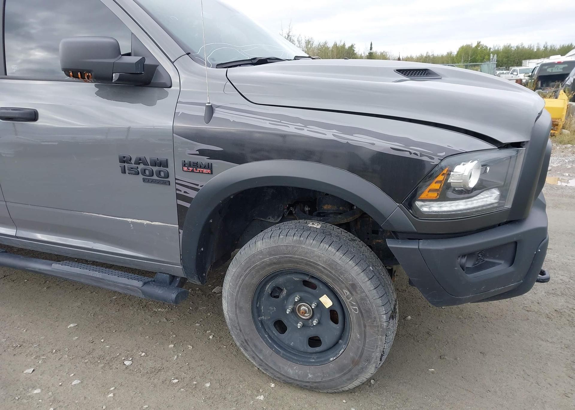 2022 RAM 1500 CLASSIC SLT