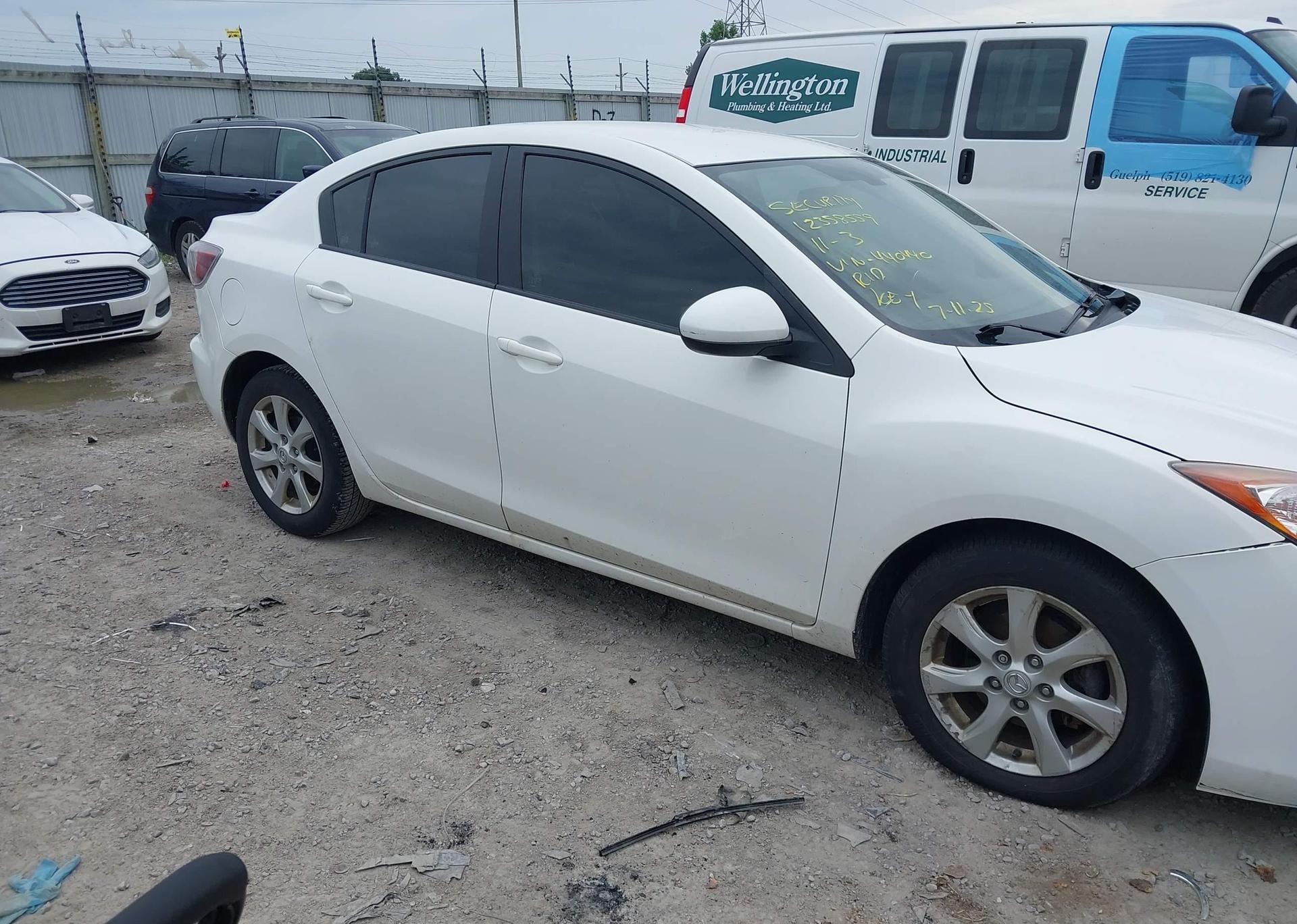 2011 MAZDA MAZDA3 GS