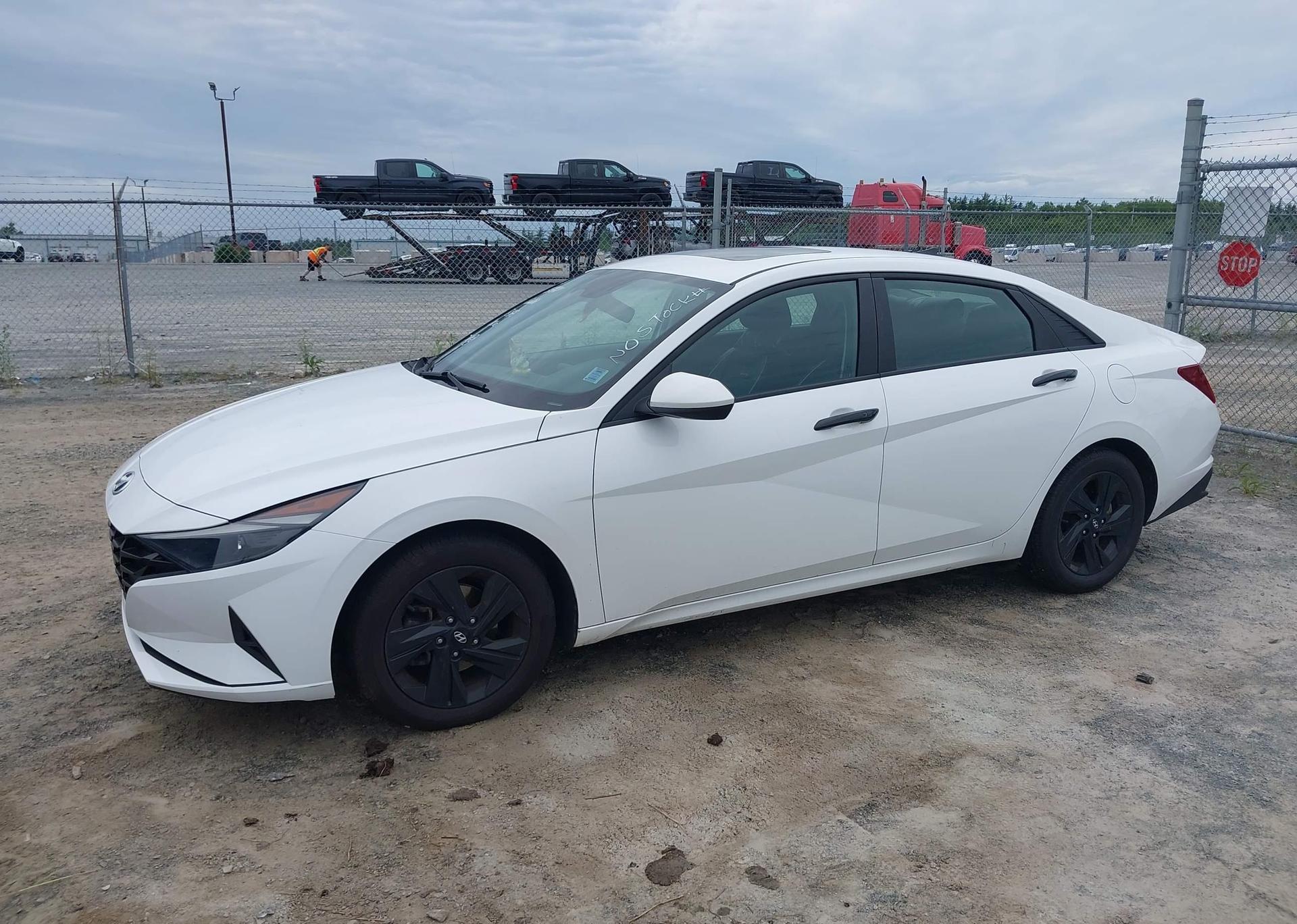2022 HYUNDAI ELANTRA