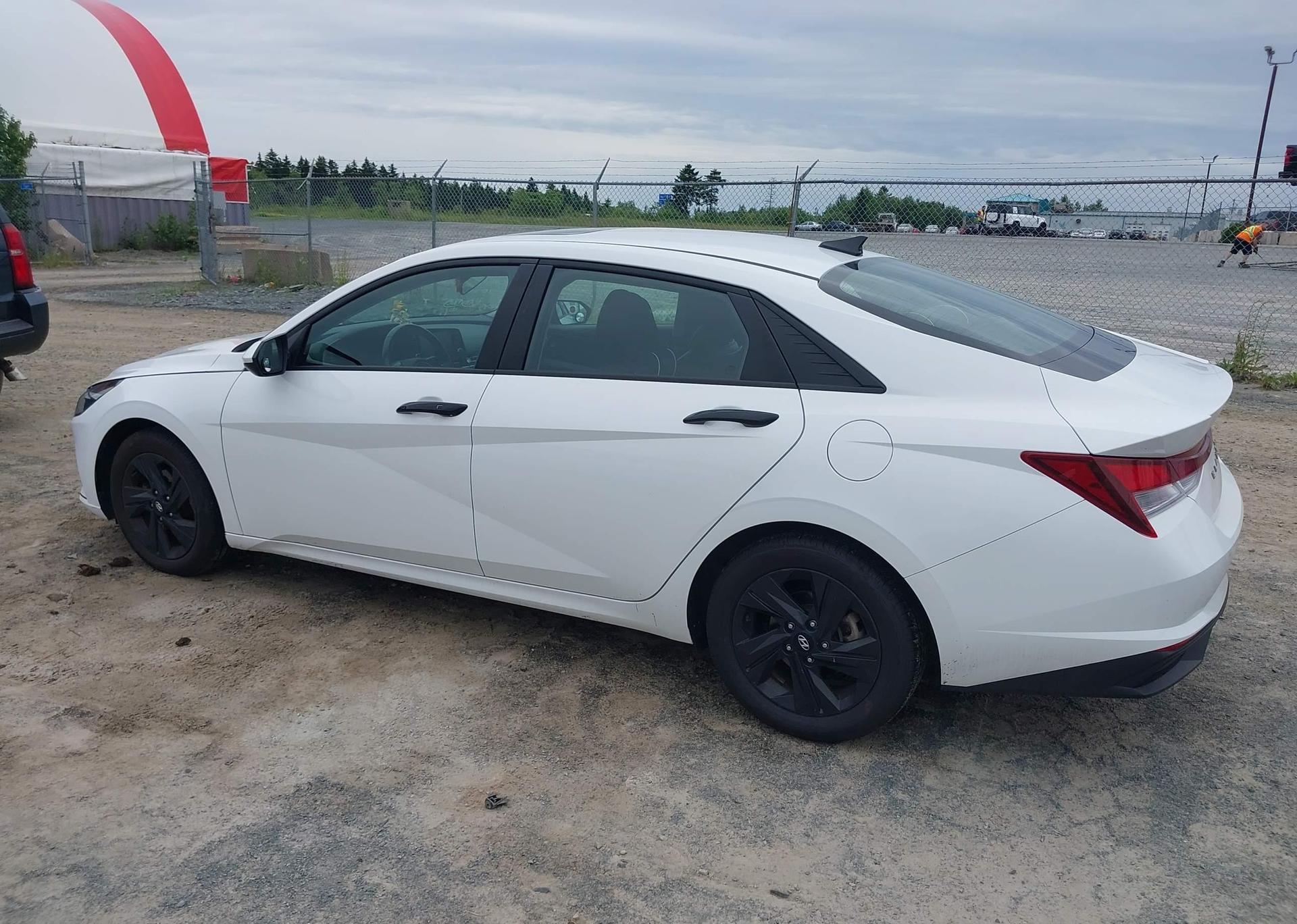2022 HYUNDAI ELANTRA