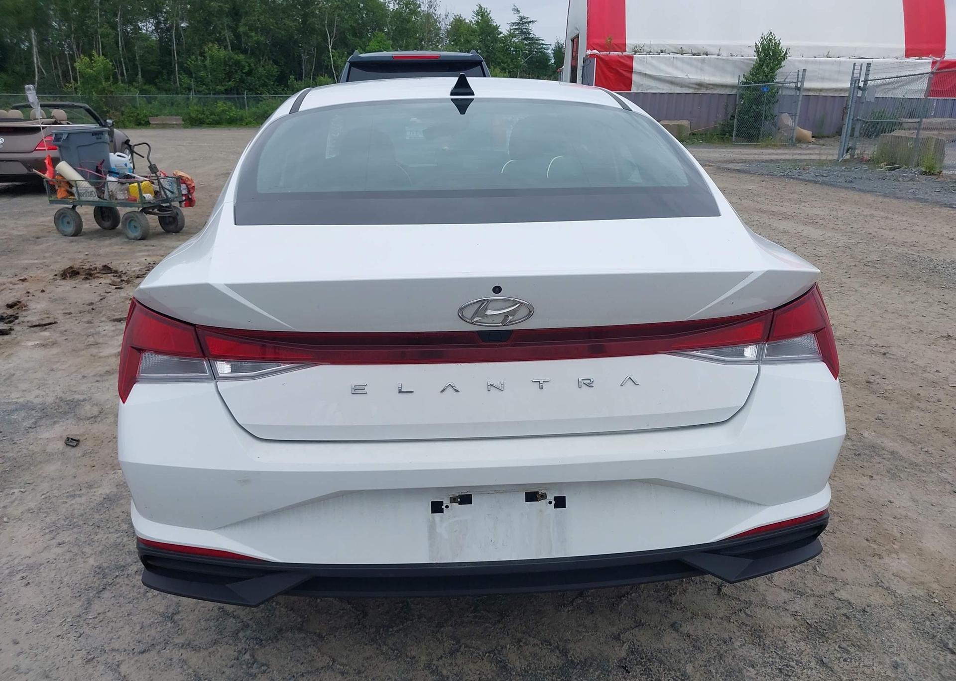 2022 HYUNDAI ELANTRA