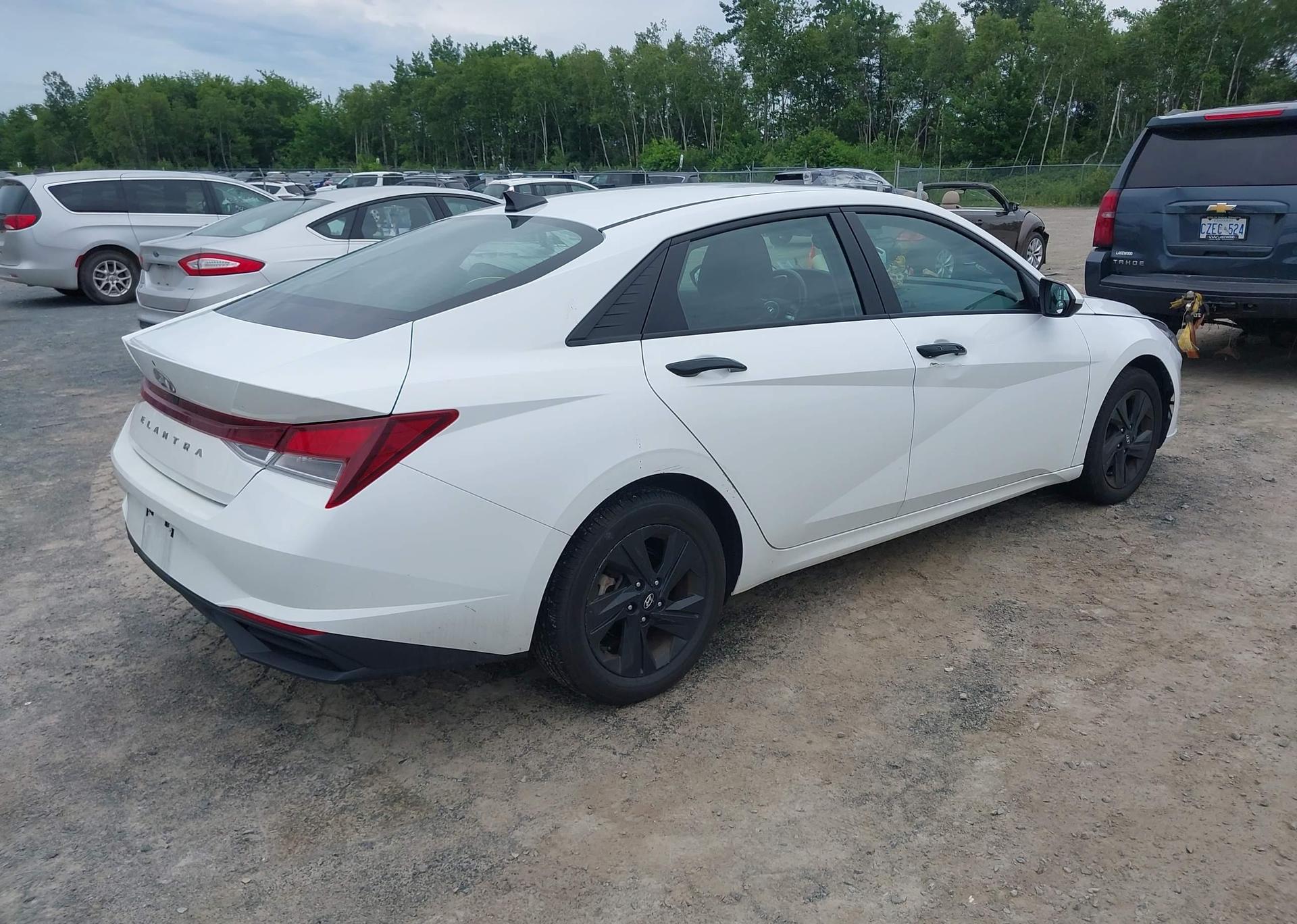 2022 HYUNDAI ELANTRA