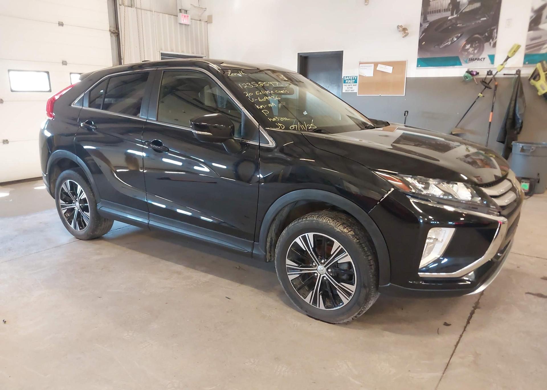 2020 MITSUBISHI ECLIPSE CROSS ES