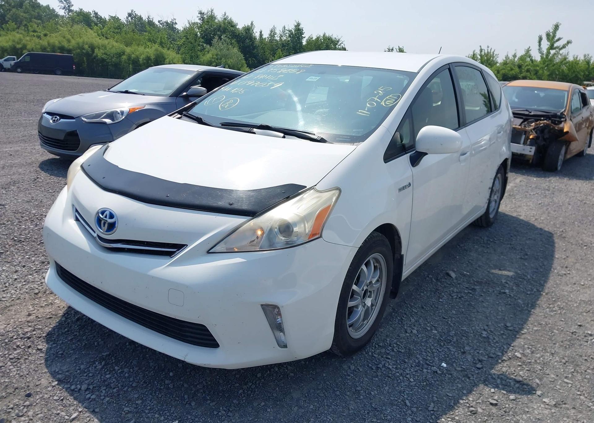 2012 TOYOTA PRIUS V
