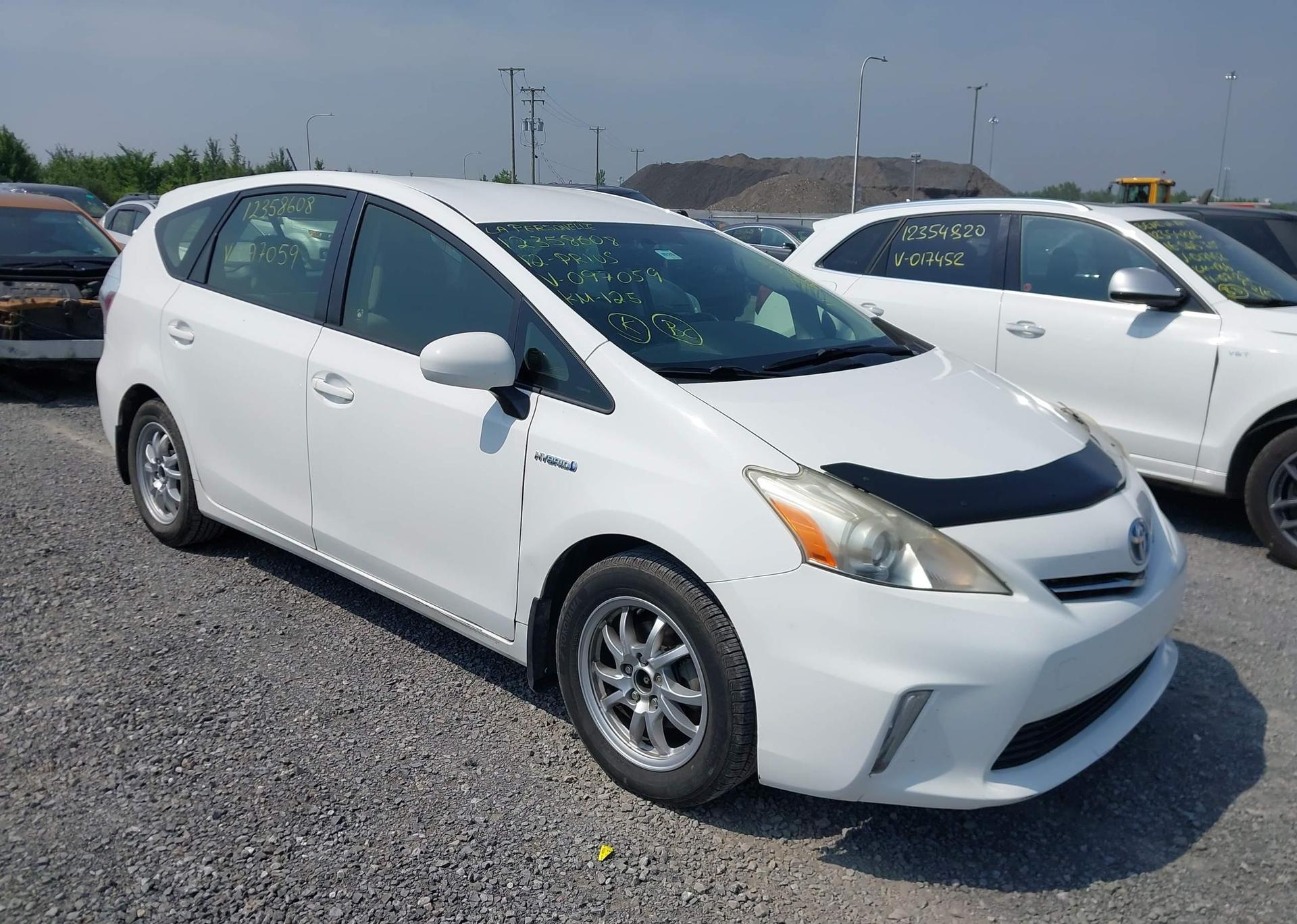 2012 TOYOTA PRIUS V