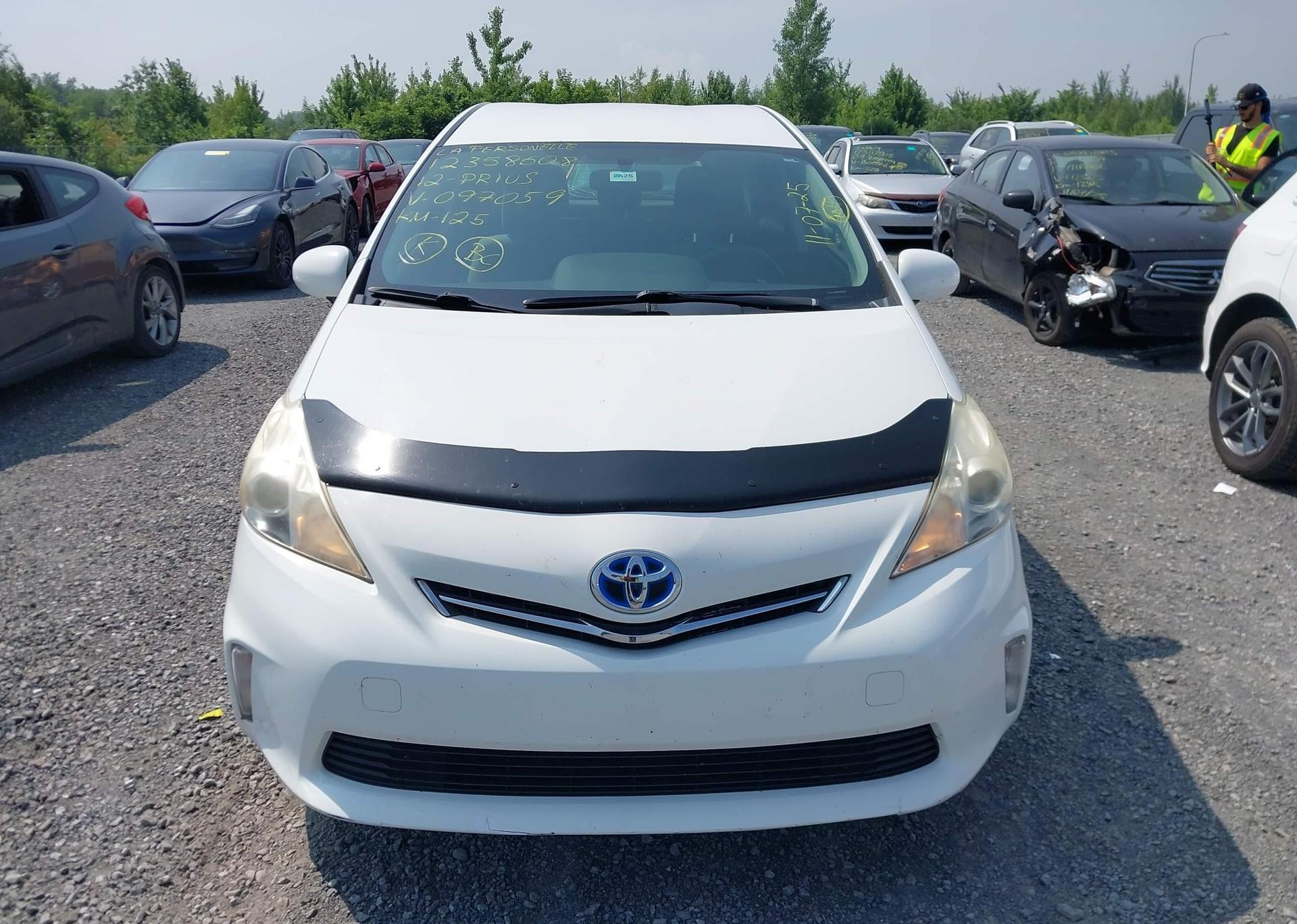 2012 TOYOTA PRIUS V