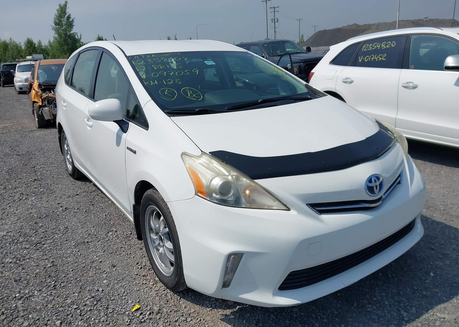 2012 TOYOTA PRIUS V