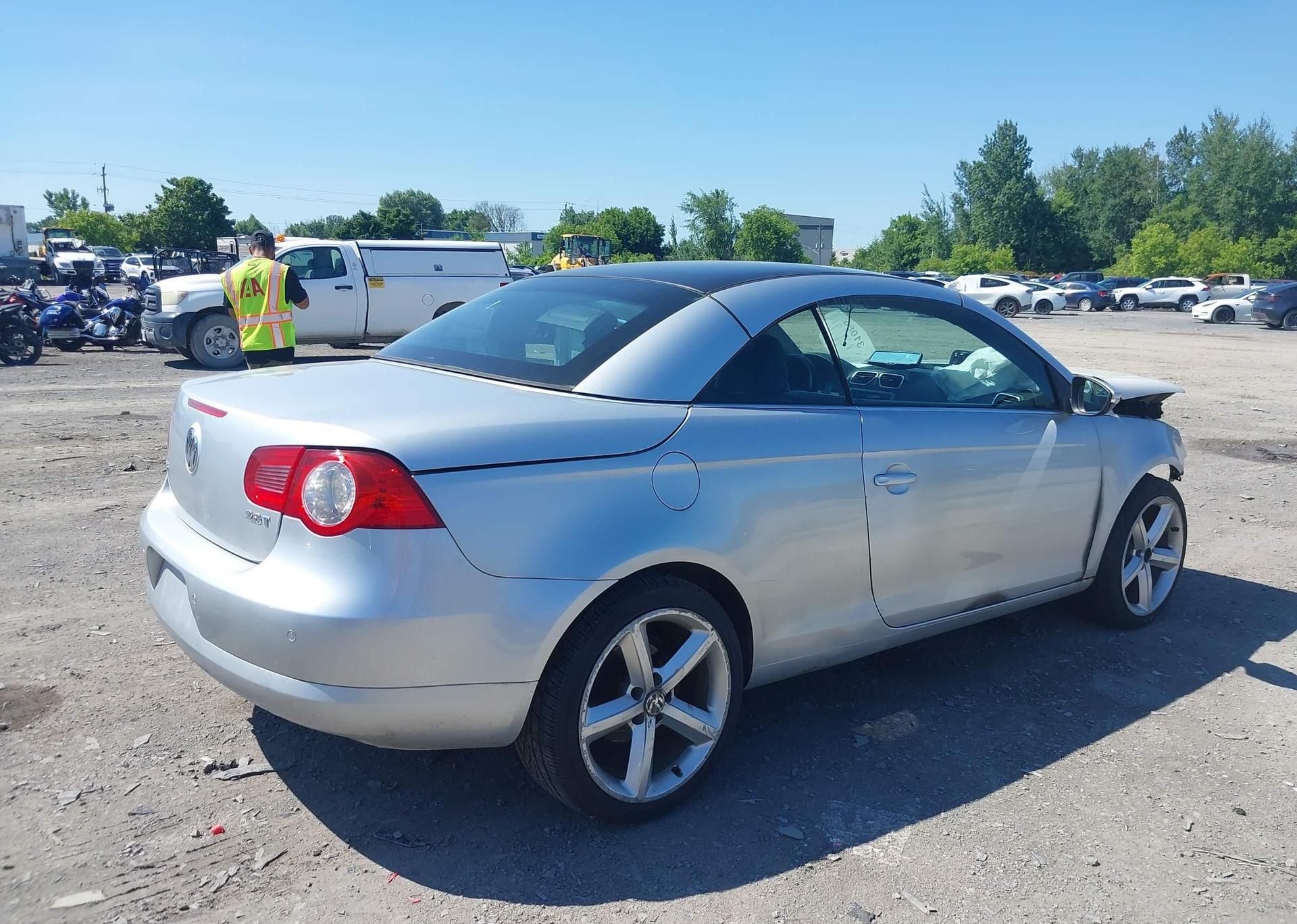 2010 VOLKSWAGEN EOS