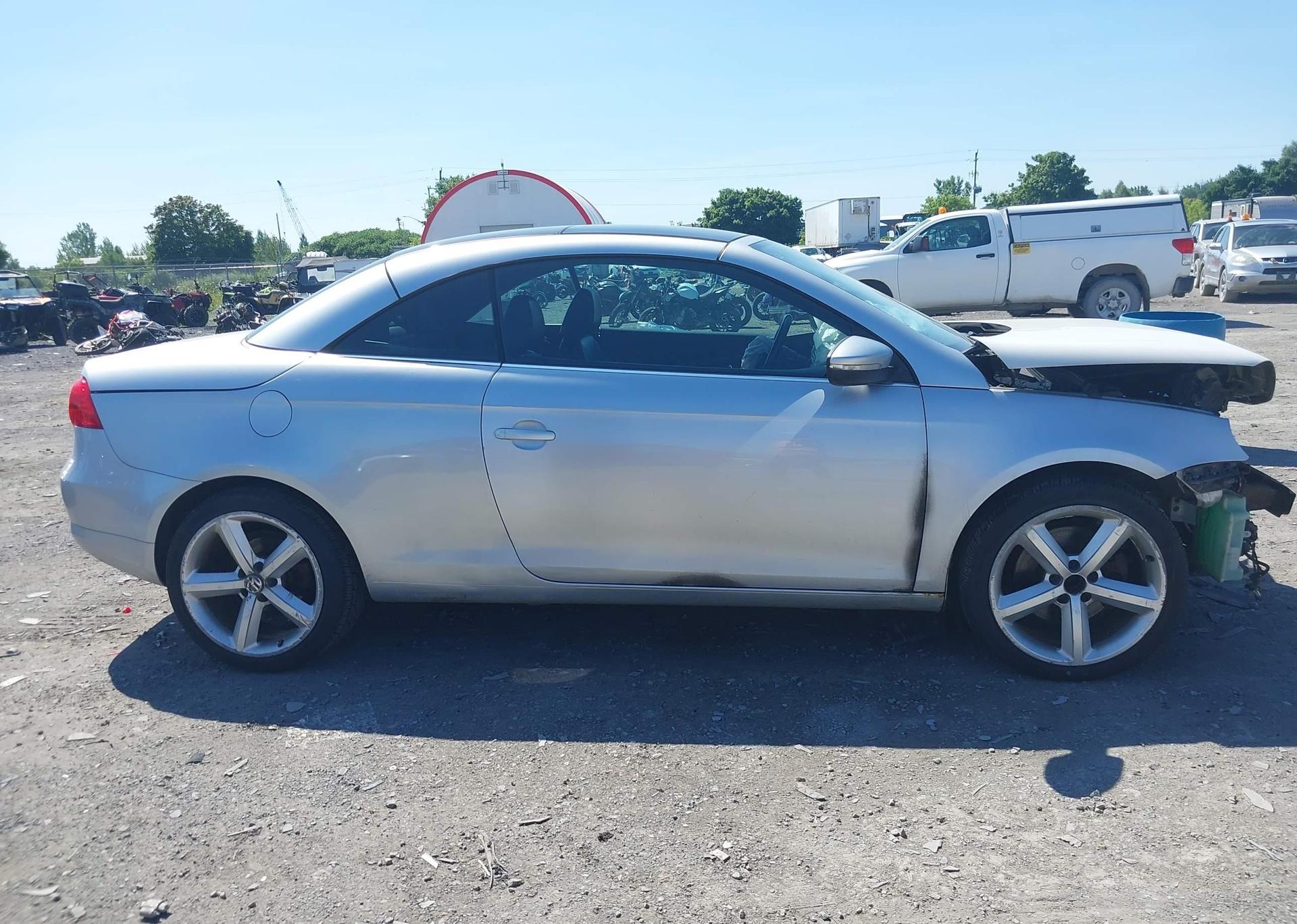 2010 VOLKSWAGEN EOS