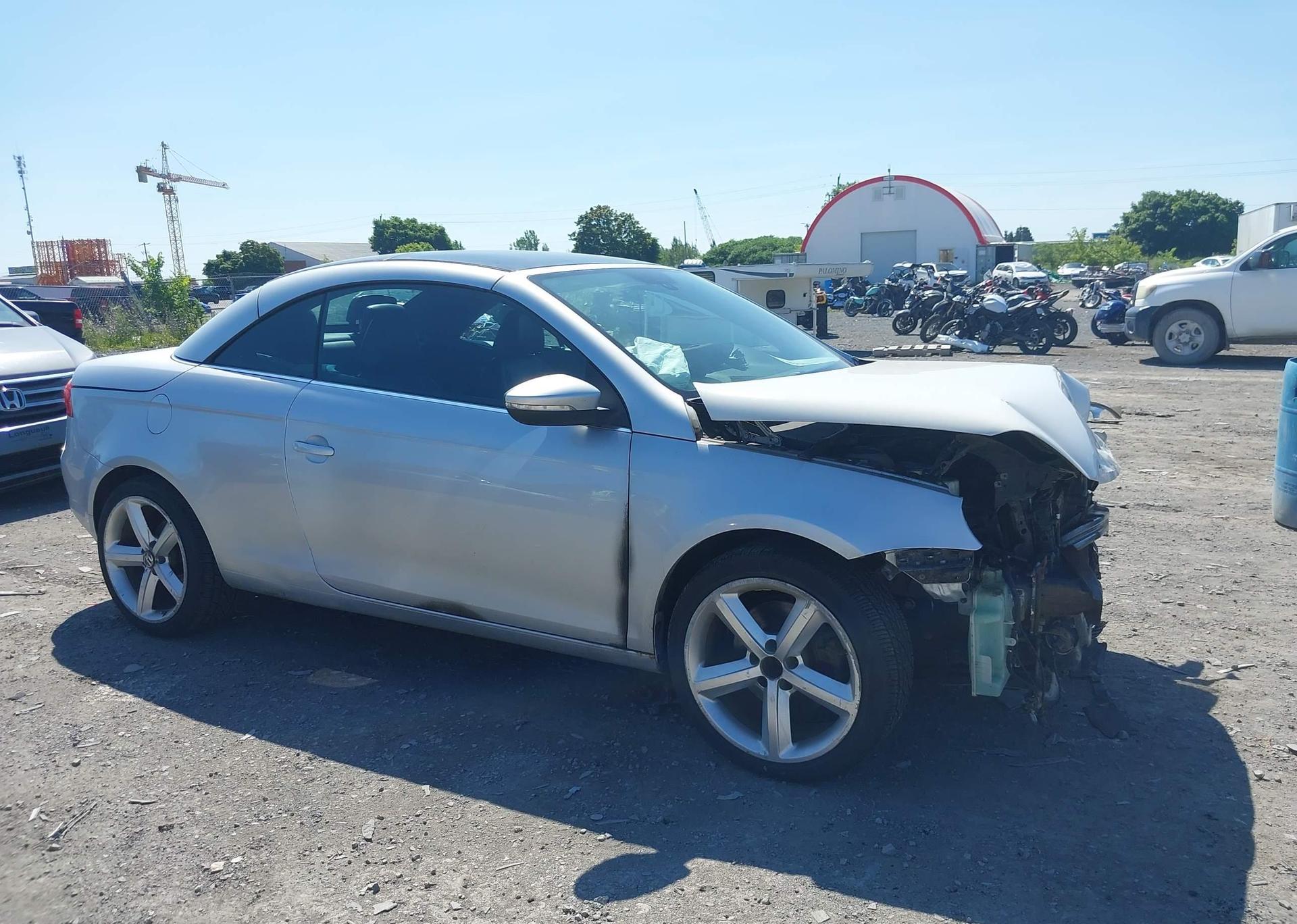 2010 VOLKSWAGEN EOS