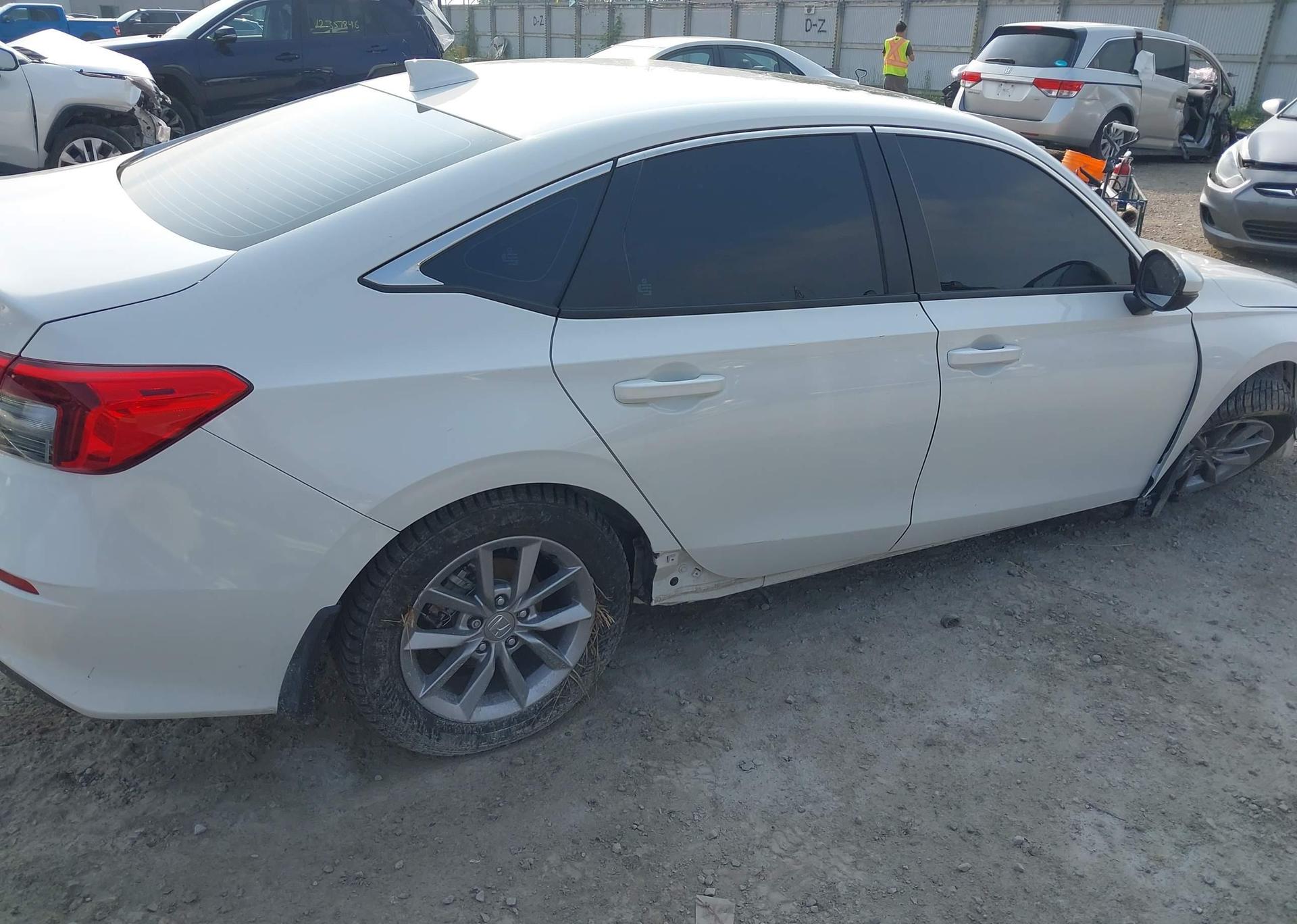 2022 HONDA CIVIC EX 4DR
