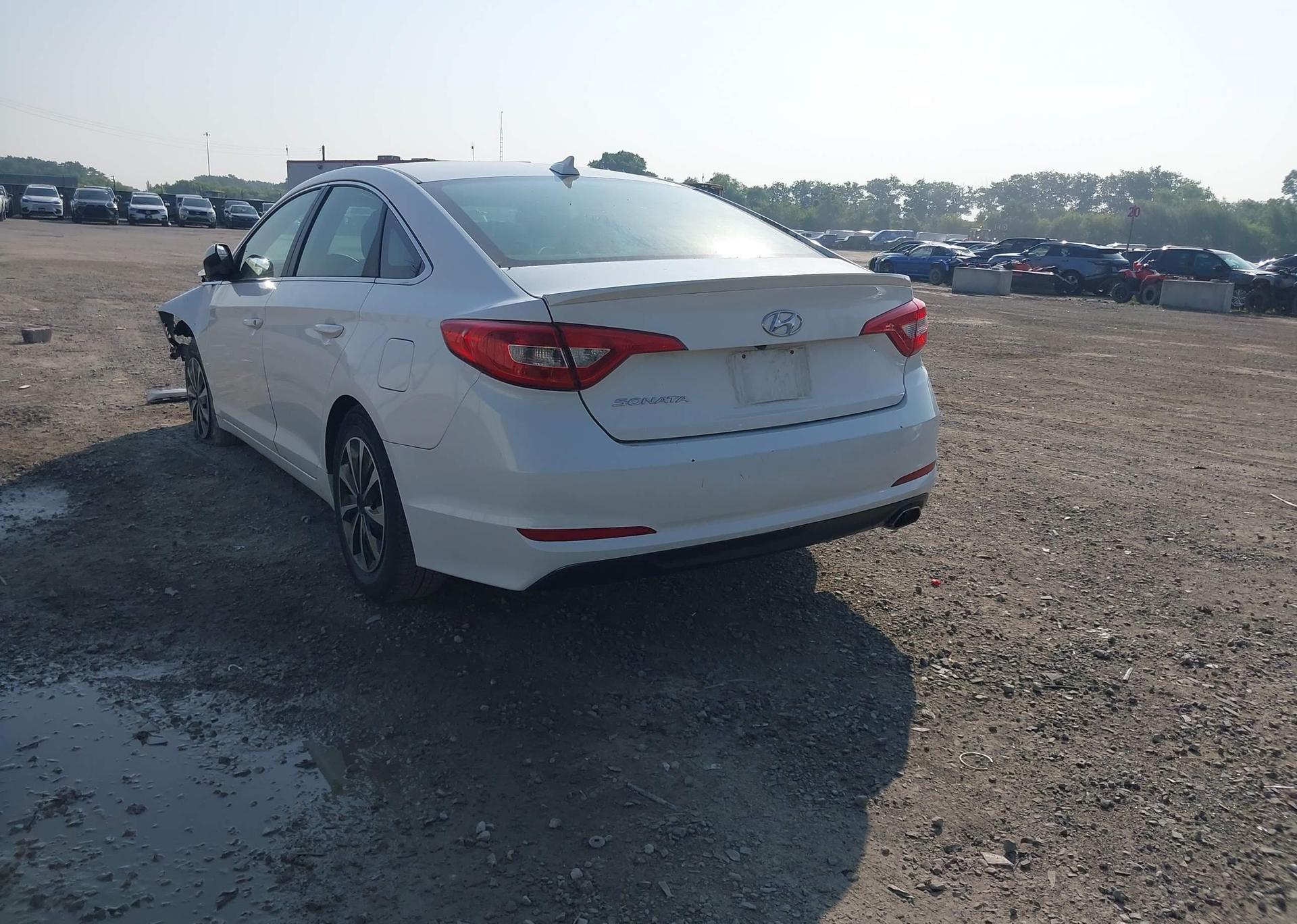 2015 HYUNDAI SONATA SE