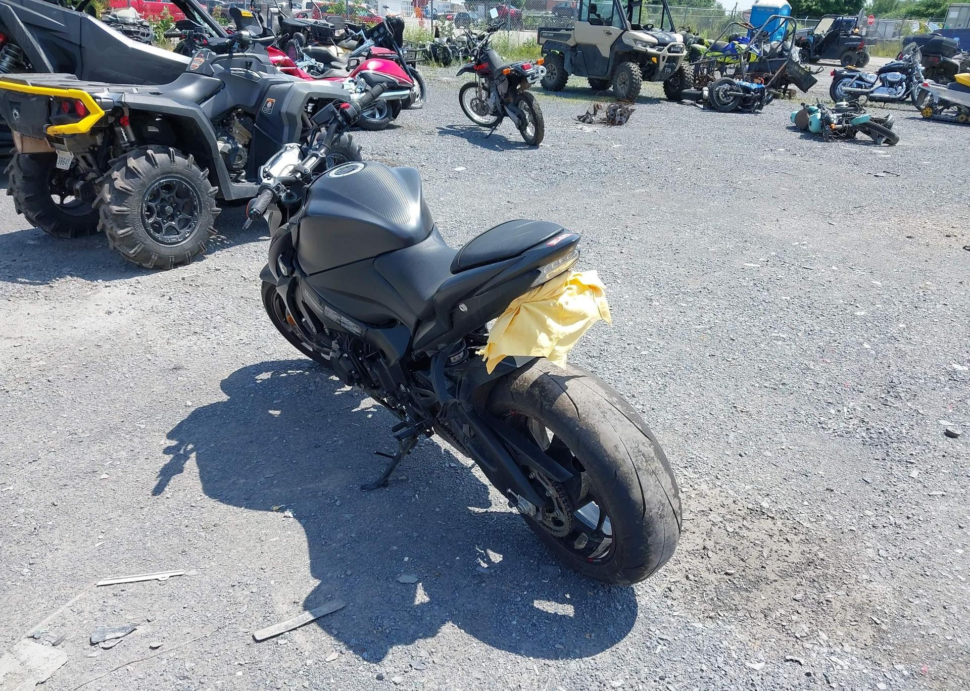 2018 SUZUKI GSX-S1000 A