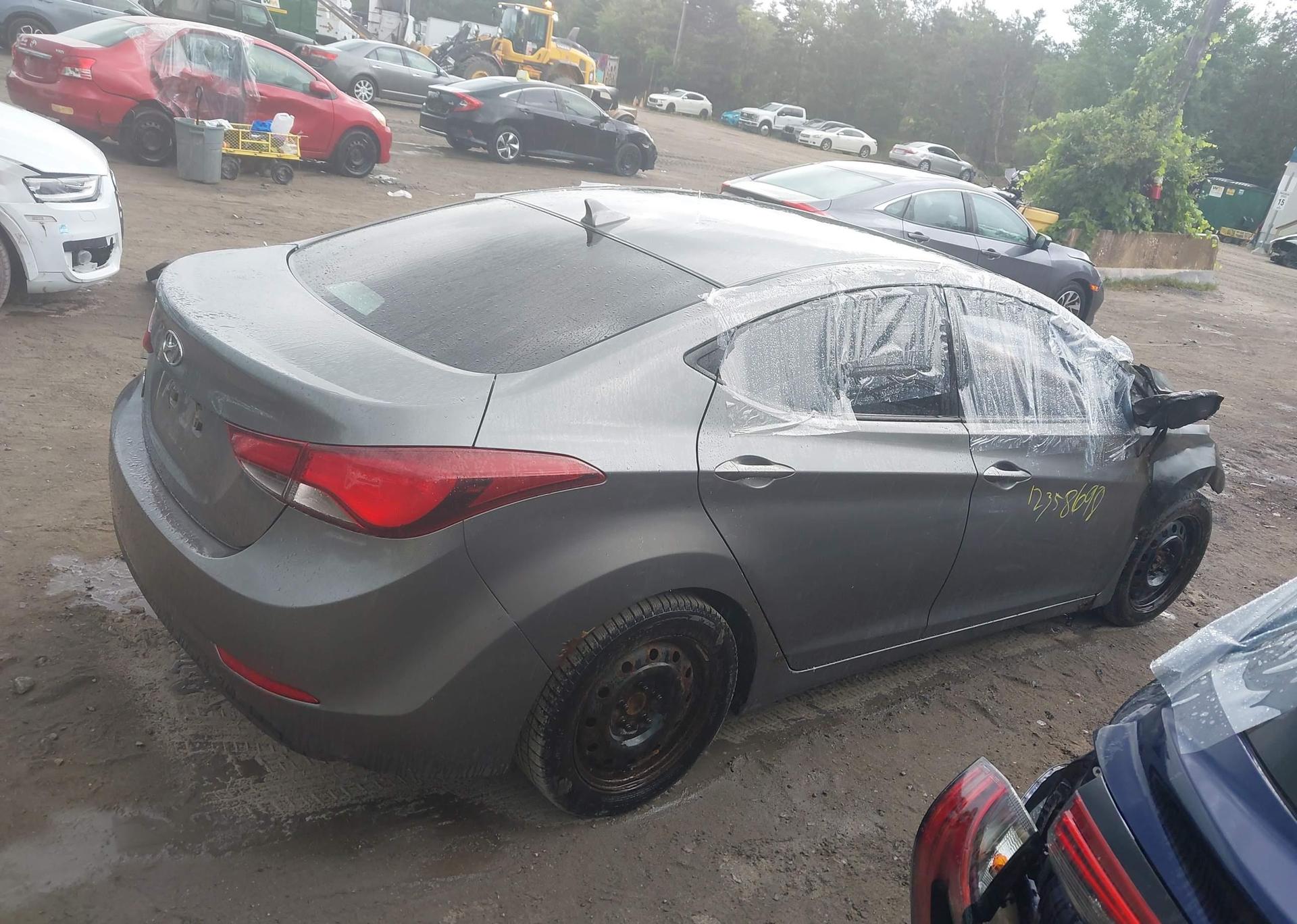 2014 HYUNDAI ELANTRA GL