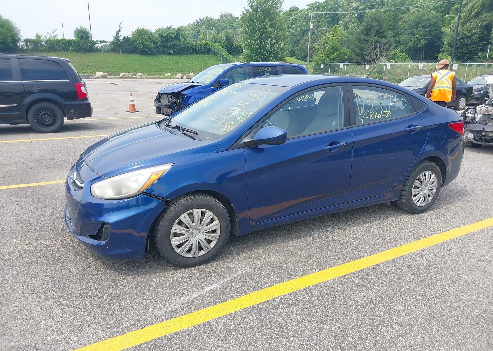 2015 HYUNDAI ACCENT