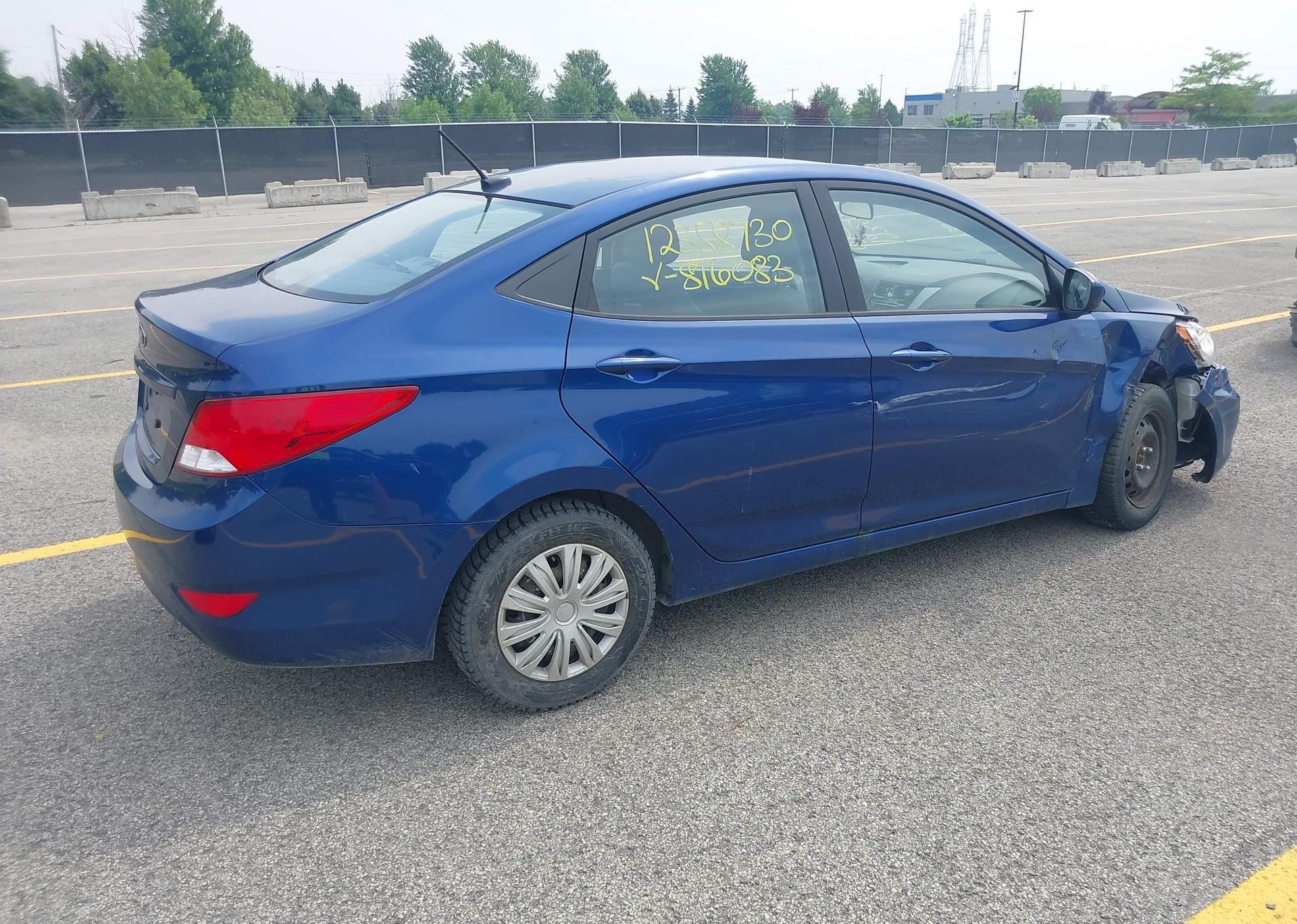 2015 HYUNDAI ACCENT