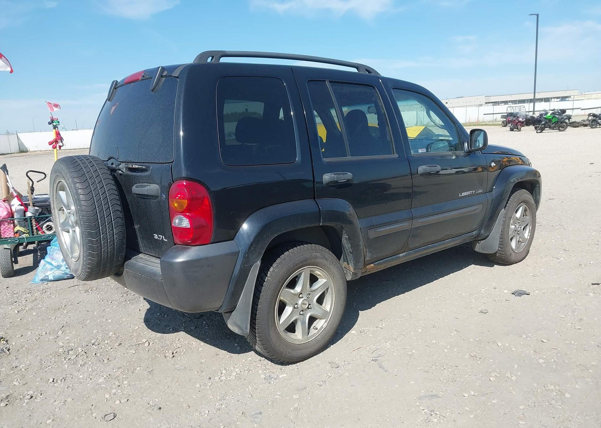 2004 JEEP LIBERTY SPORT