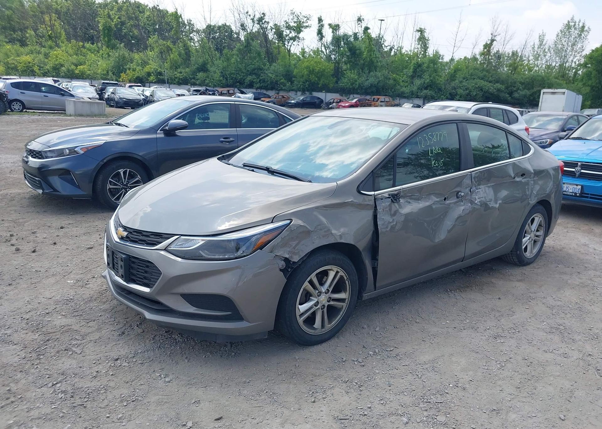 2018 CHEVROLET CRUZE LT