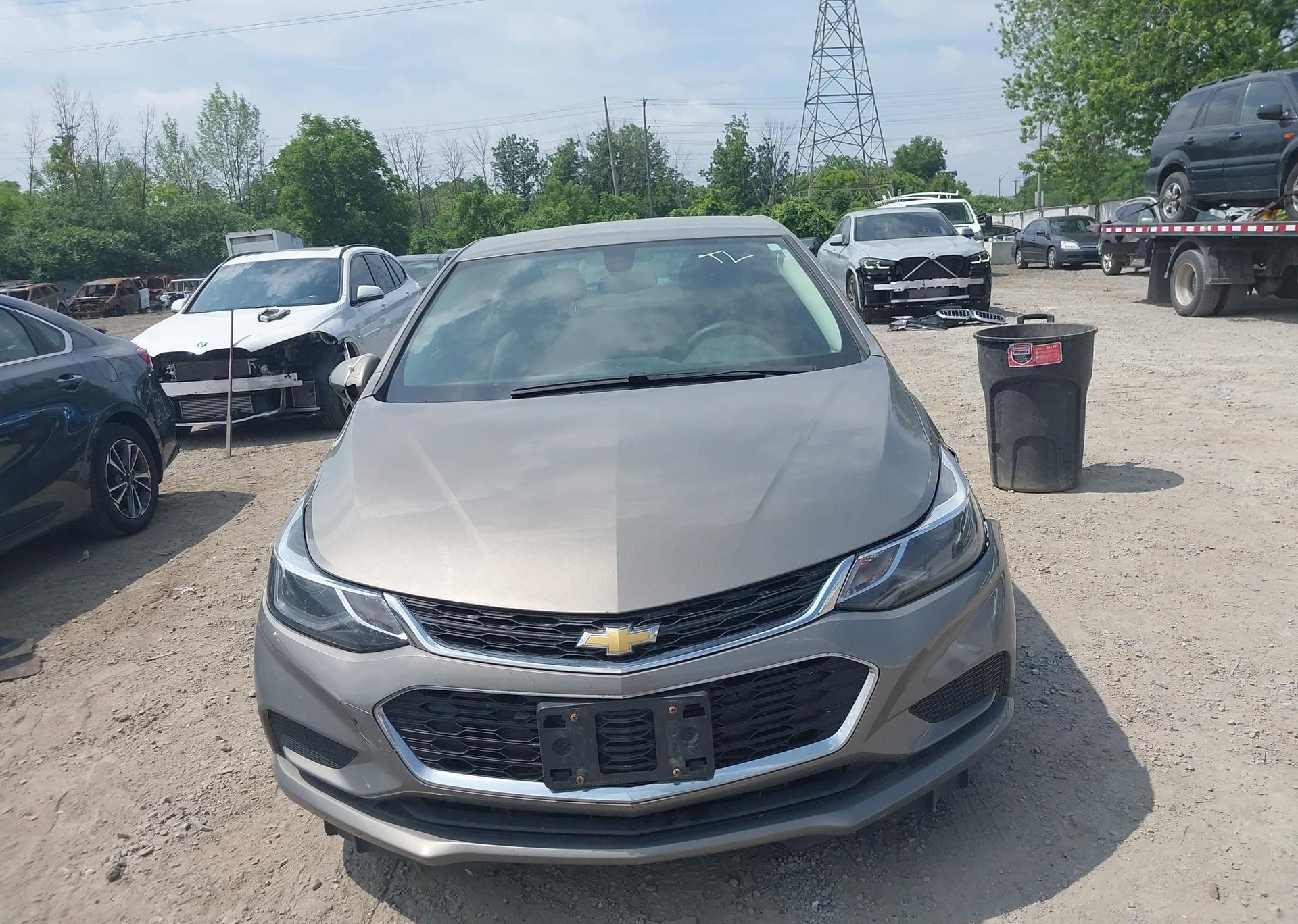 2018 CHEVROLET CRUZE LT