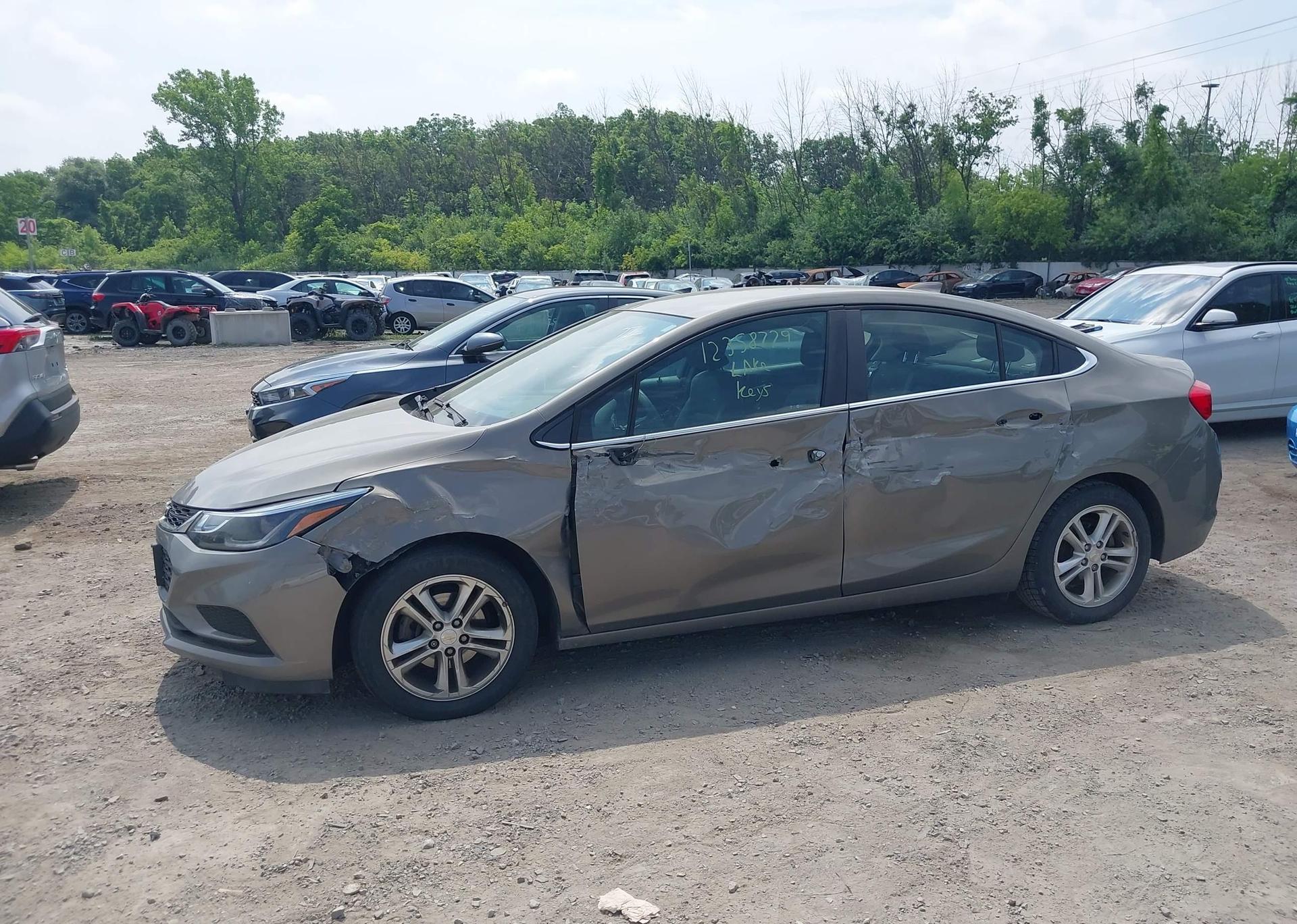 2018 CHEVROLET CRUZE LT