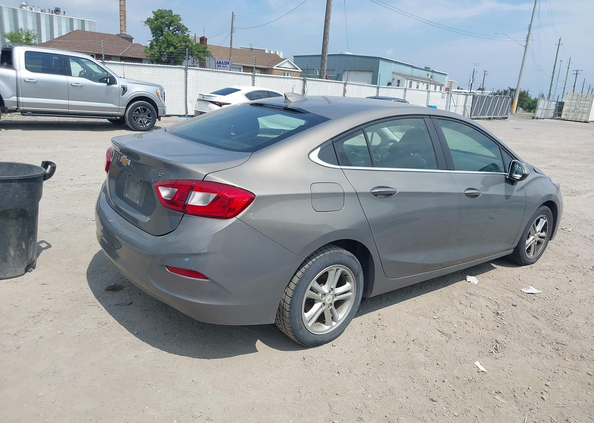 2018 CHEVROLET CRUZE LT