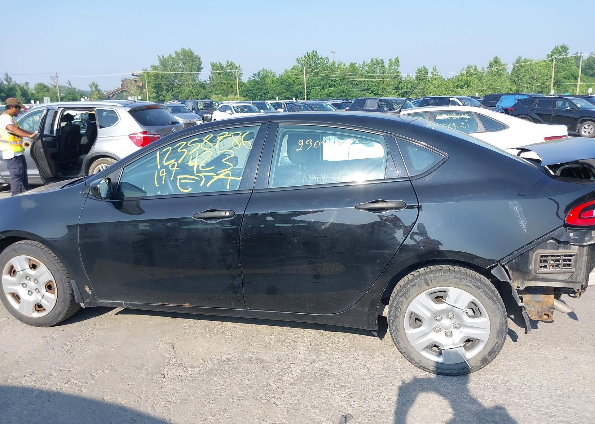 2015 DODGE DART SE
