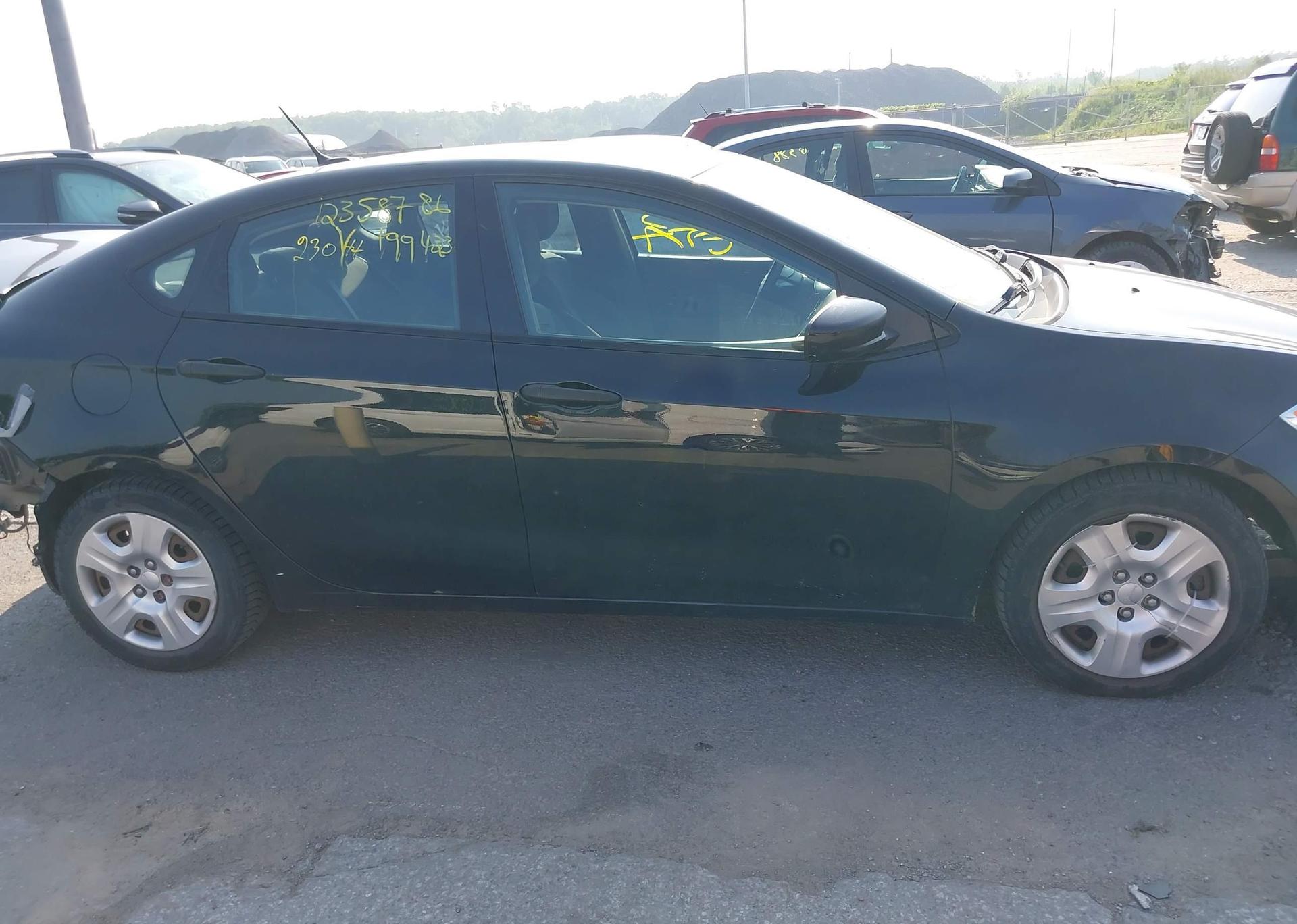 2015 DODGE DART SE