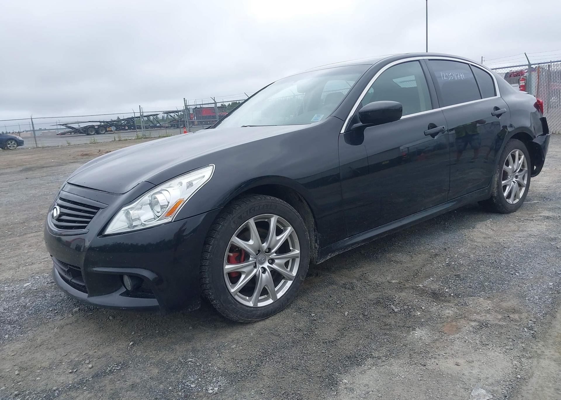2011 INFINITI G37X