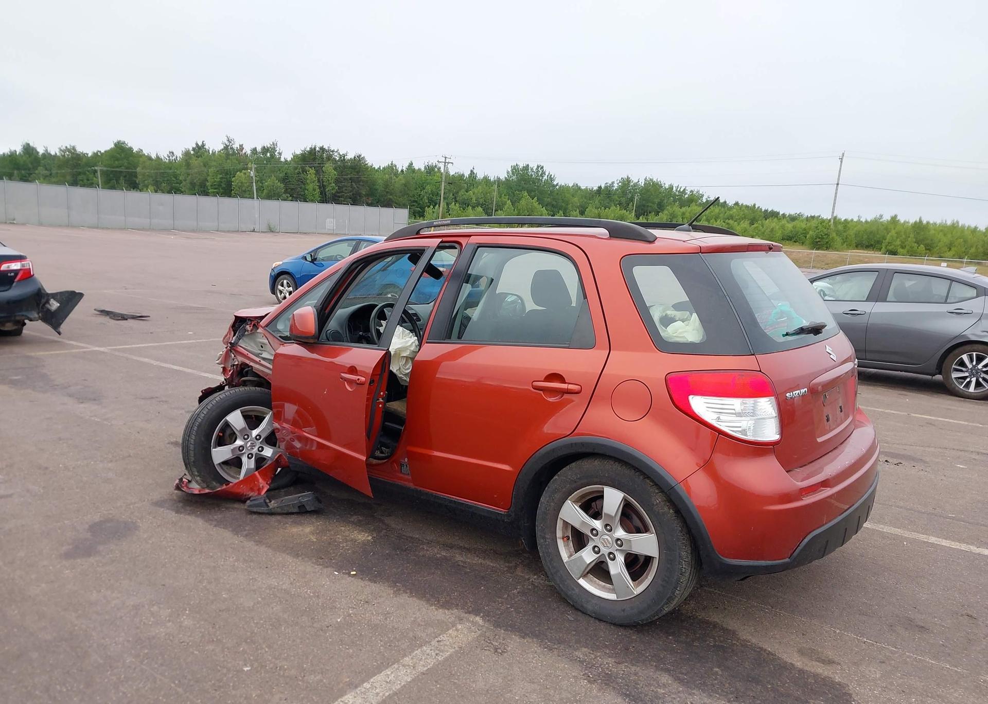 2010 SUZUKI SX4