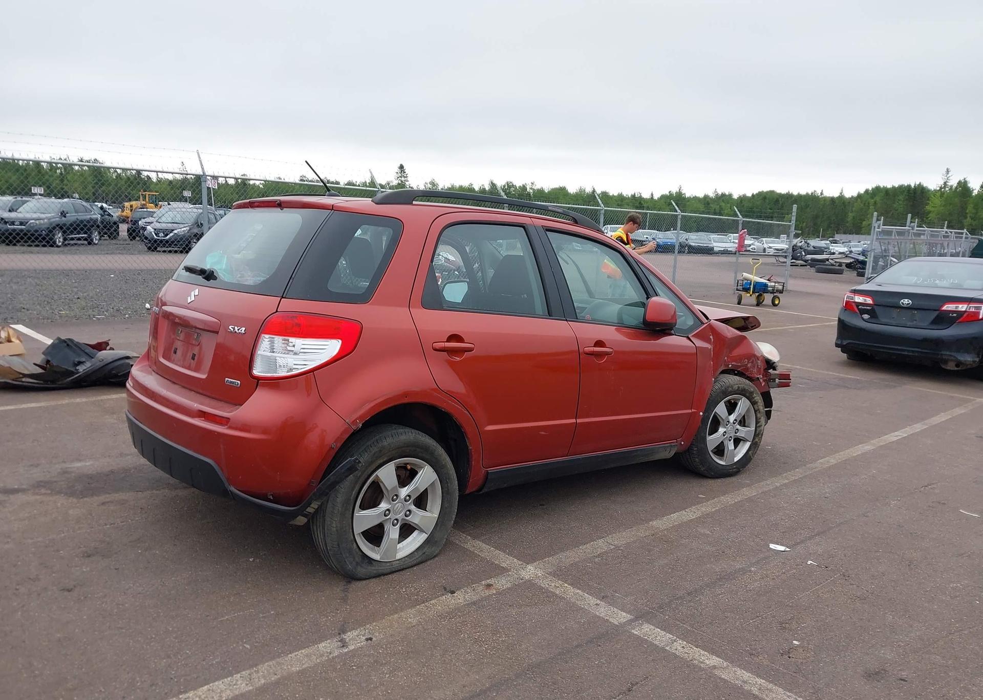 2010 SUZUKI SX4