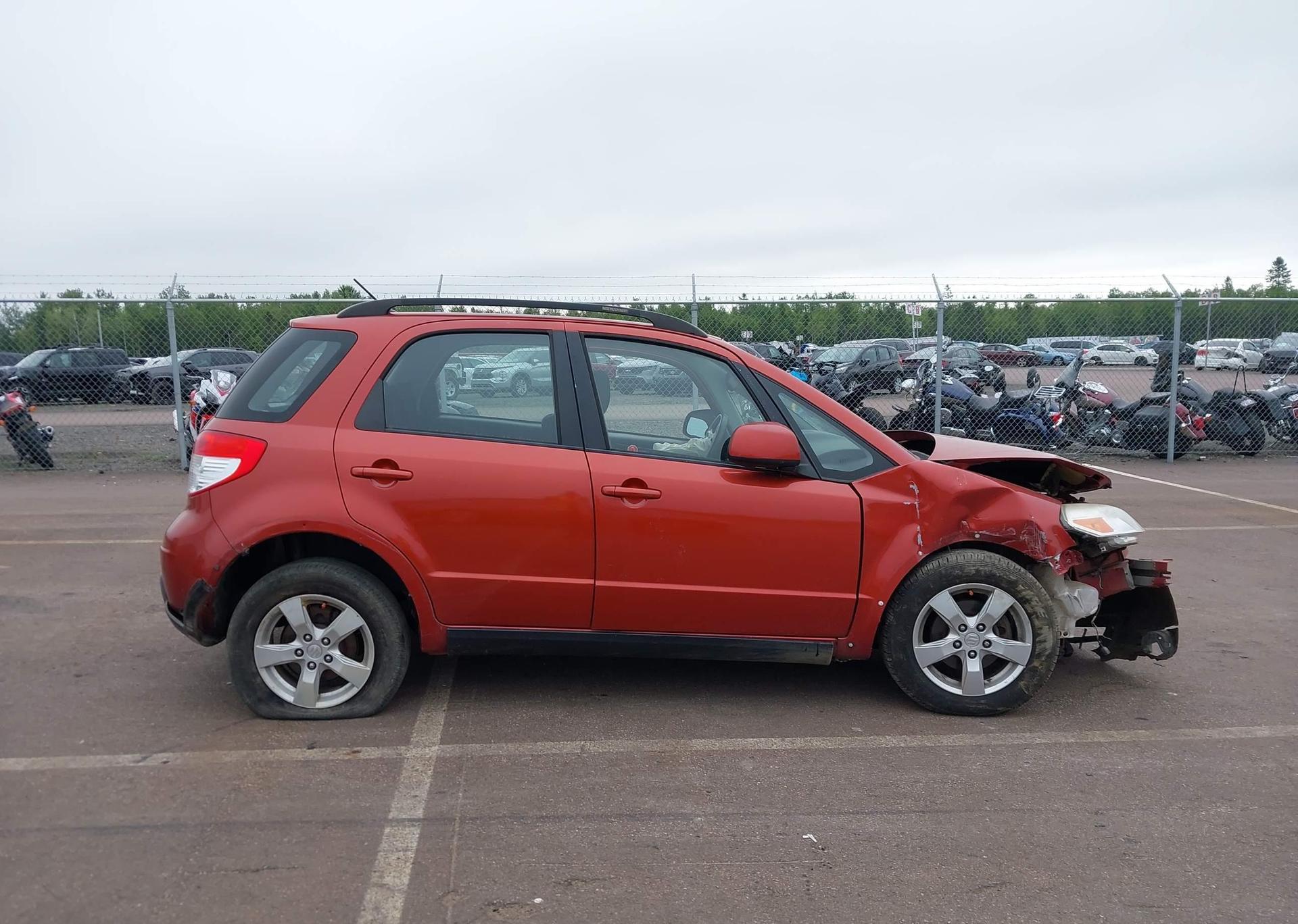 2010 SUZUKI SX4