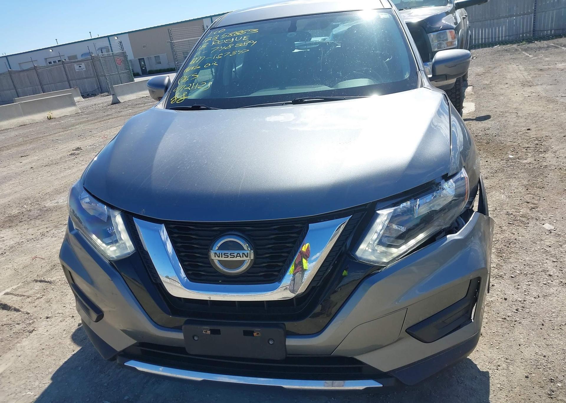 2018 NISSAN ROGUE S