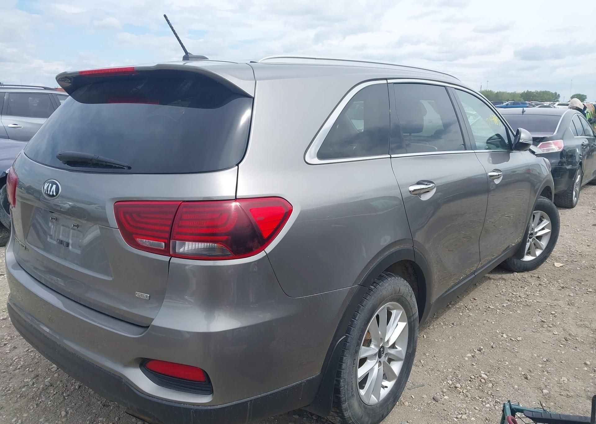 2019 KIA SORENTO L