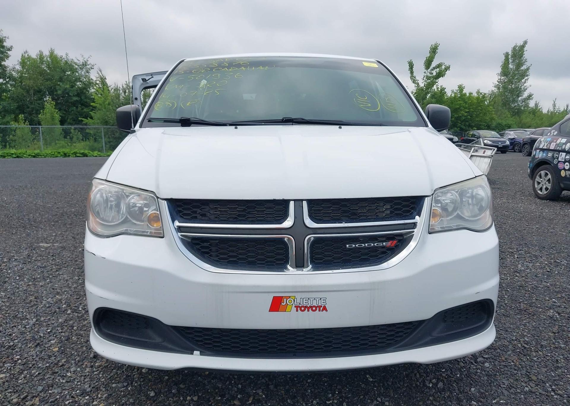2015 DODGE GRAND CARAVAN SE