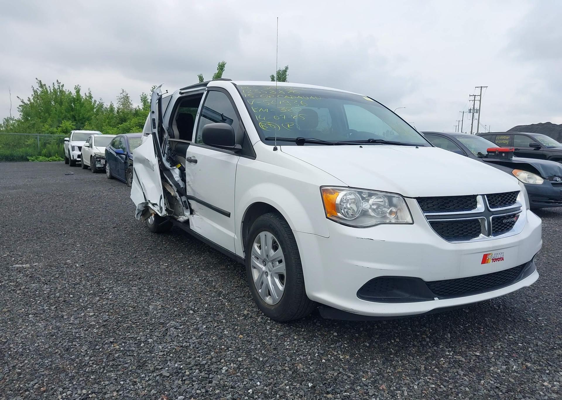 2015 DODGE GRAND CARAVAN SE