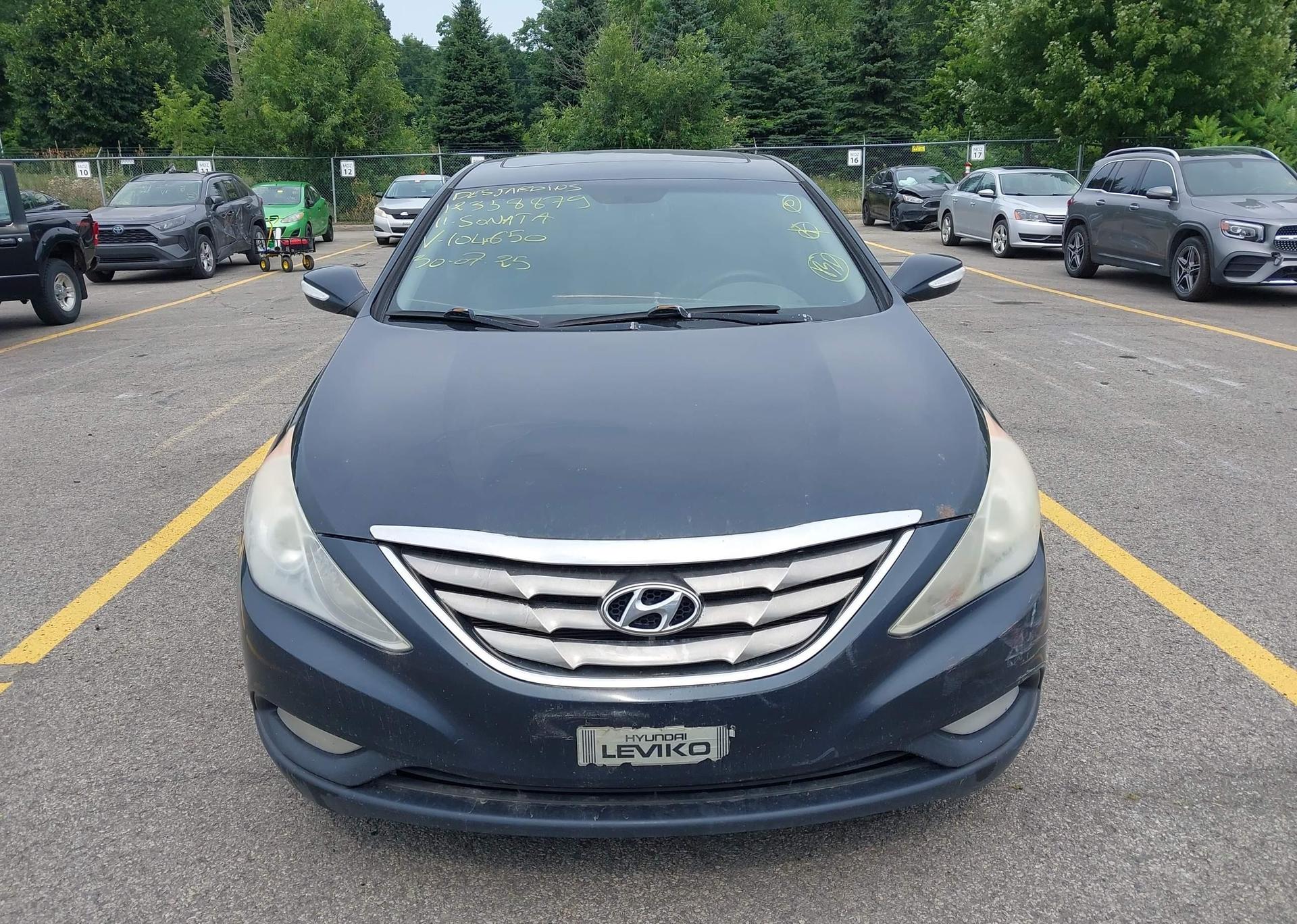 2011 HYUNDAI SONATA LIMITED
