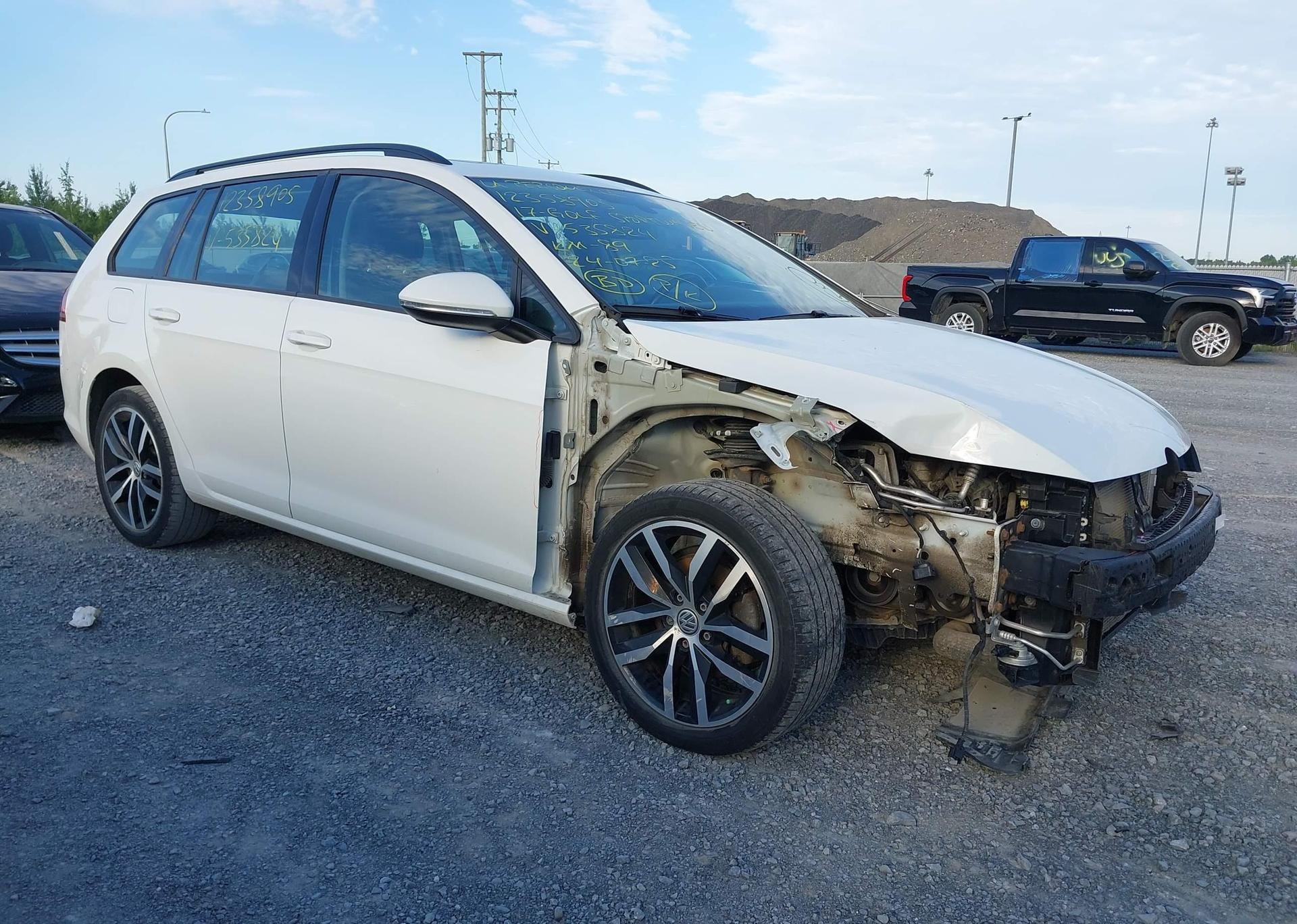2017 VOLKSWAGEN GOLF SPORTWAGEN S