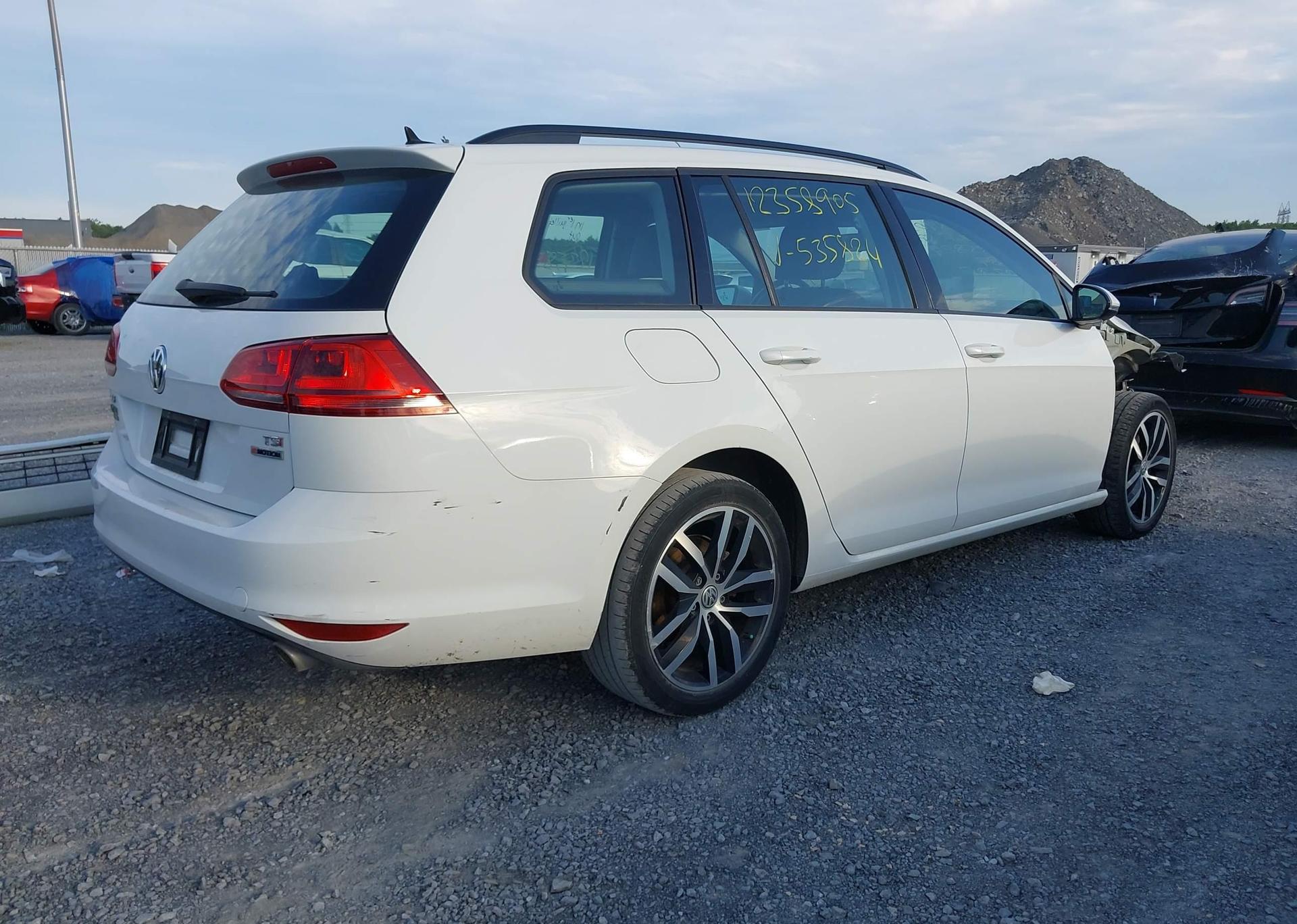 2017 VOLKSWAGEN GOLF SPORTWAGEN S