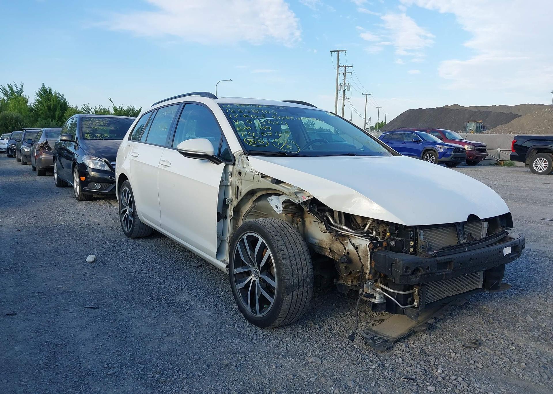 2017 VOLKSWAGEN GOLF SPORTWAGEN S